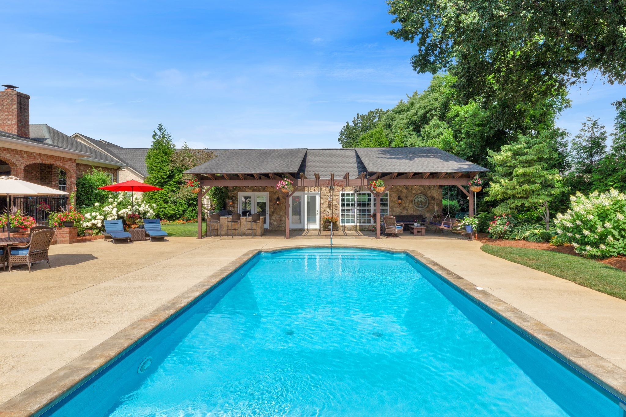 2135 Lovelace Lane