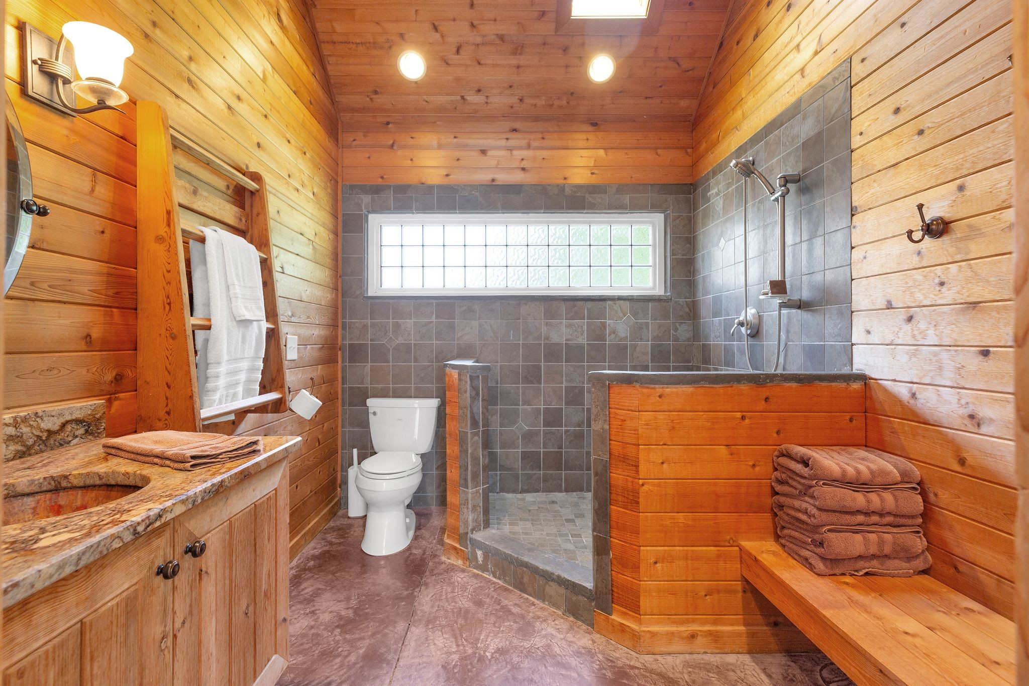 2135 Lovelace Lane