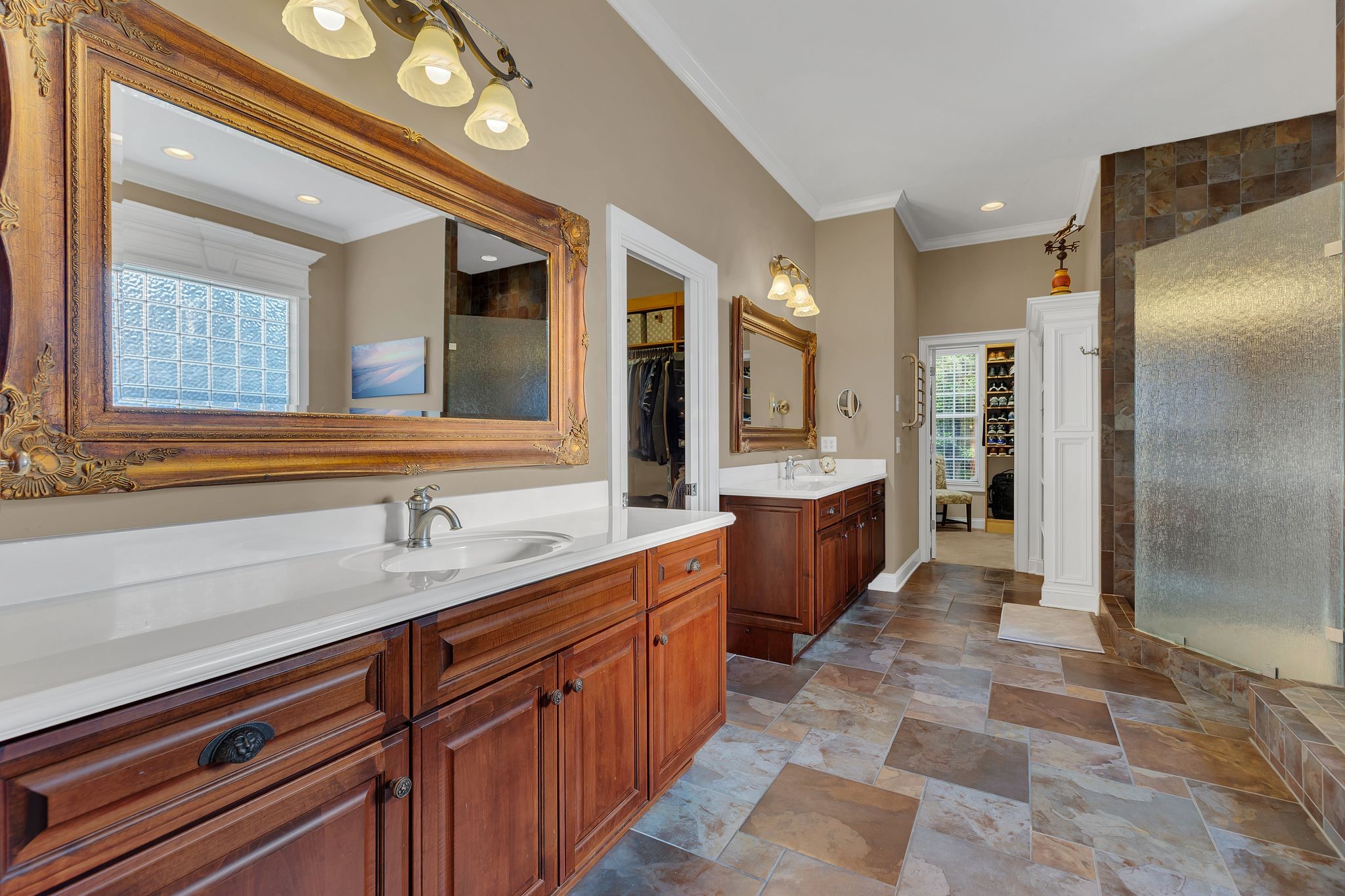 2135 Lovelace Lane