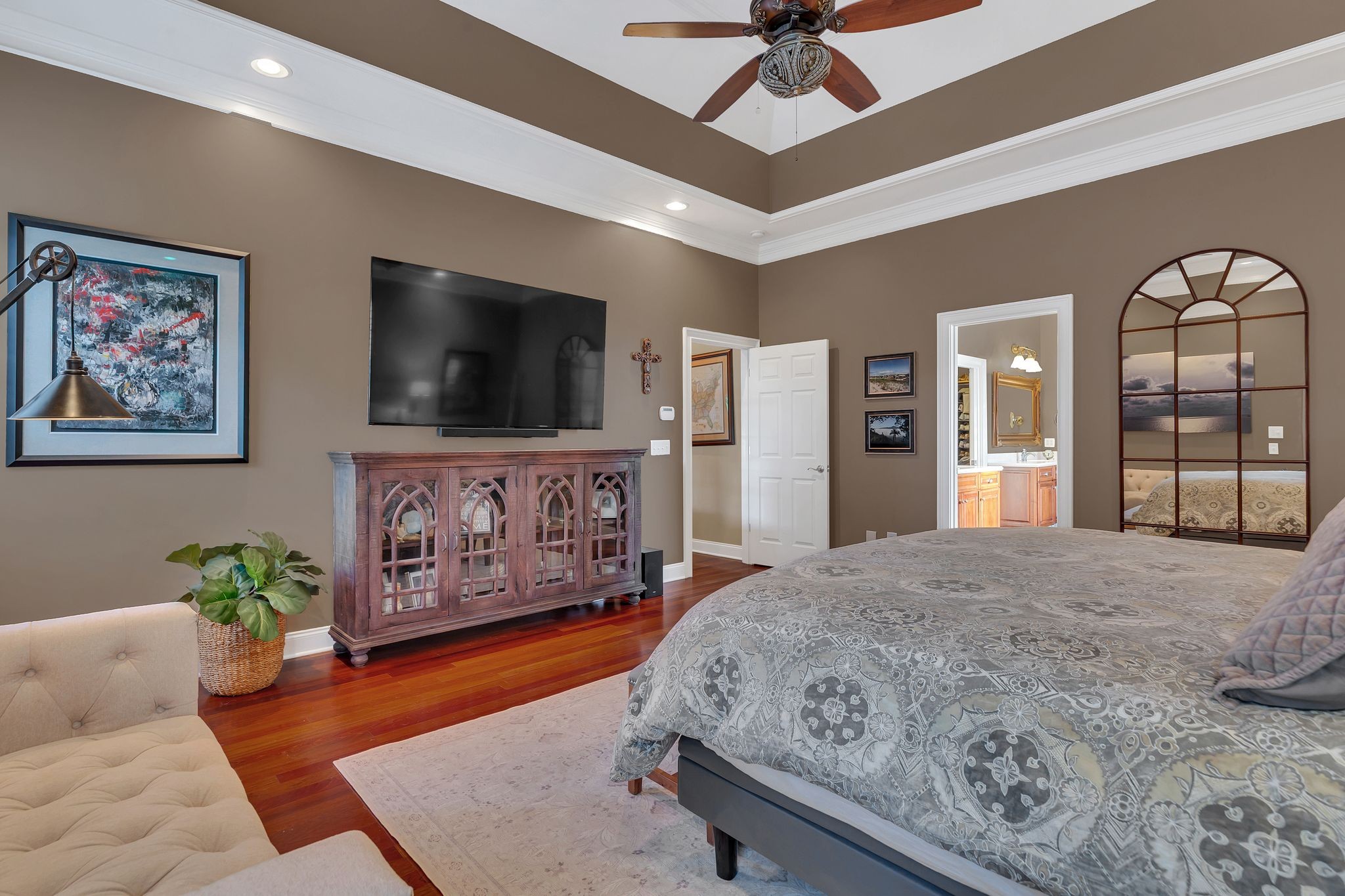 2135 Lovelace Lane
