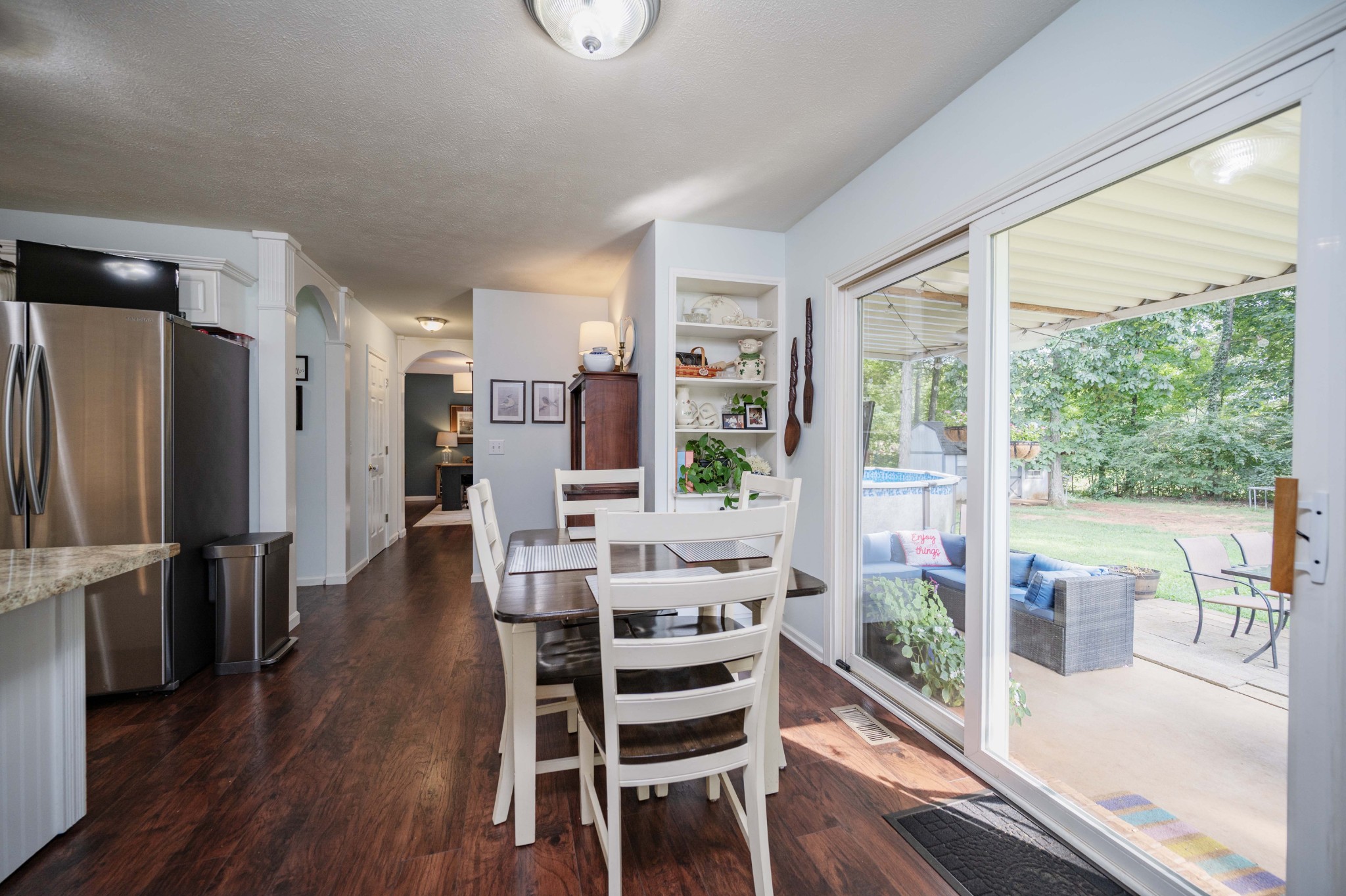 101 Shadeland Ct