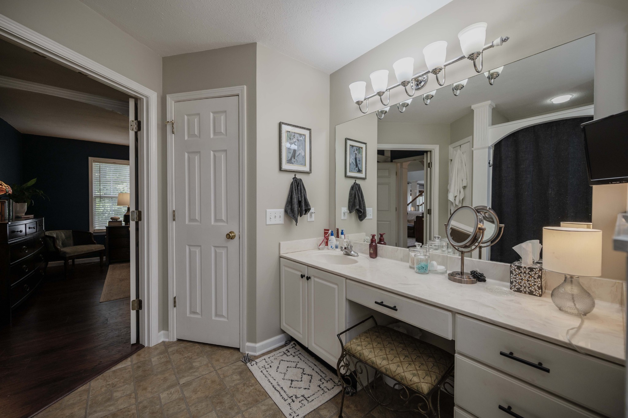 101 Shadeland Ct