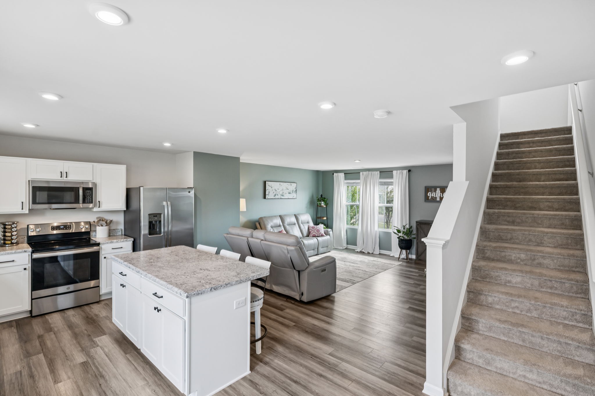5353 Compass Way