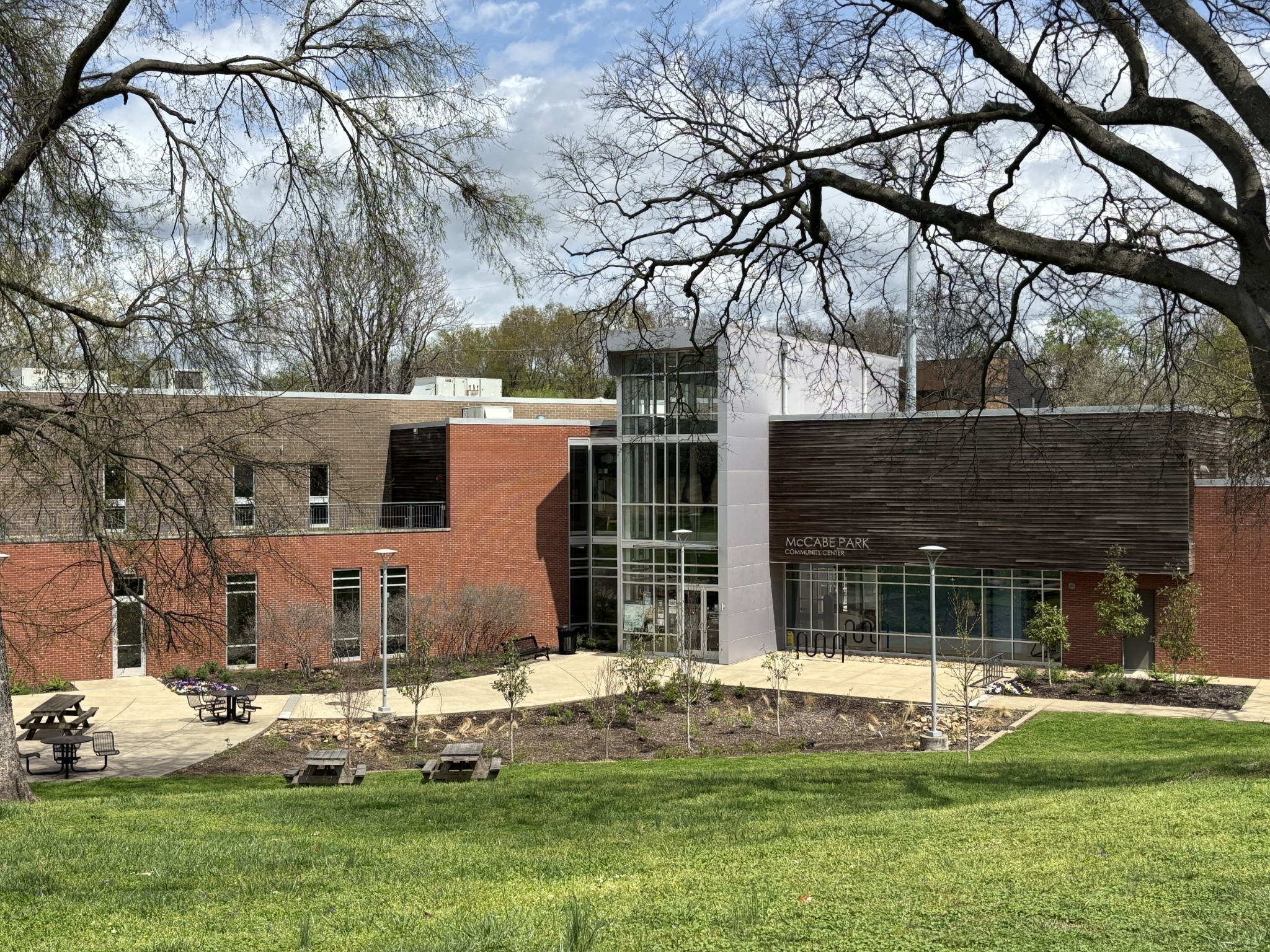 4007 Aberdeen Rd