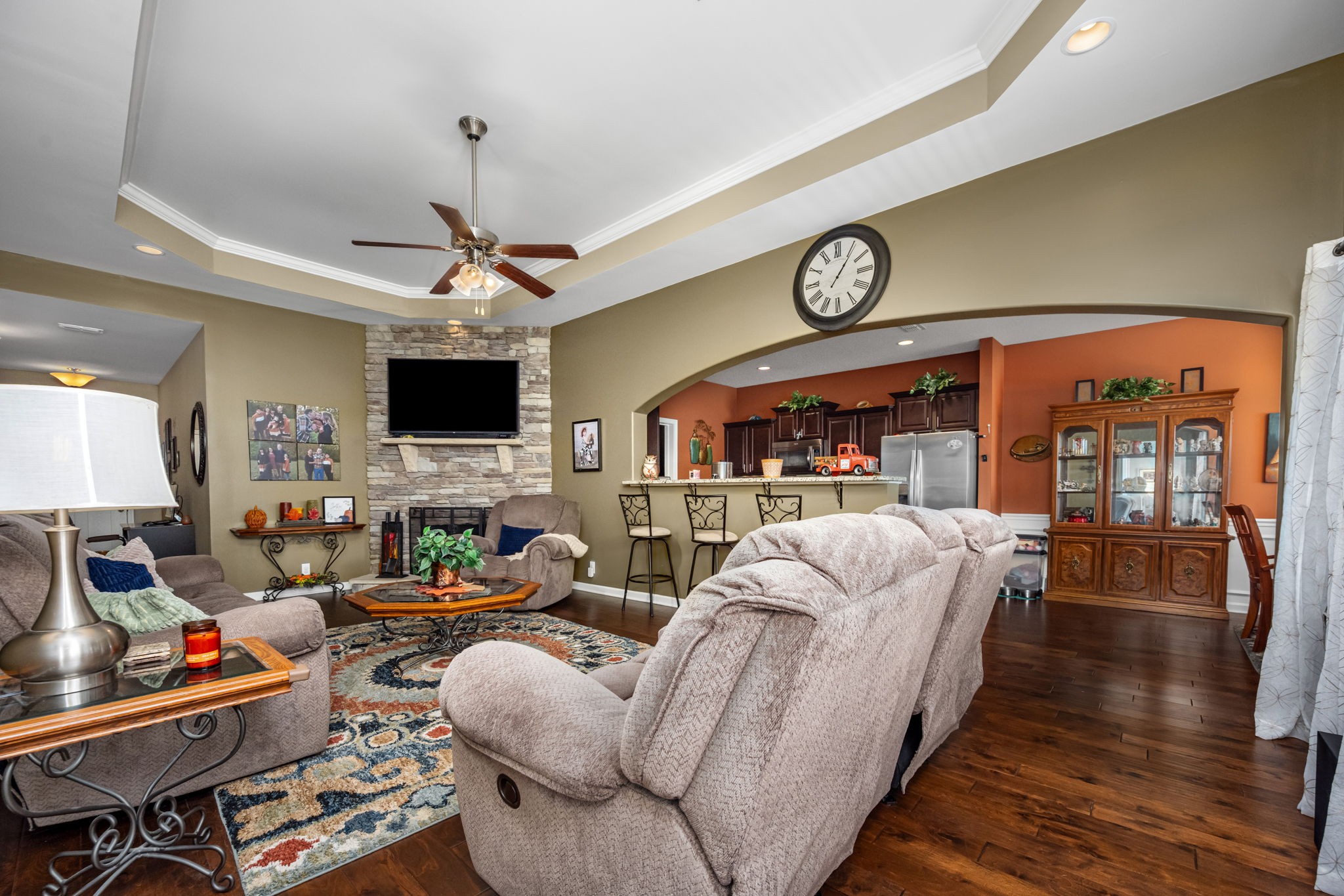 3217 Mapleside Ln