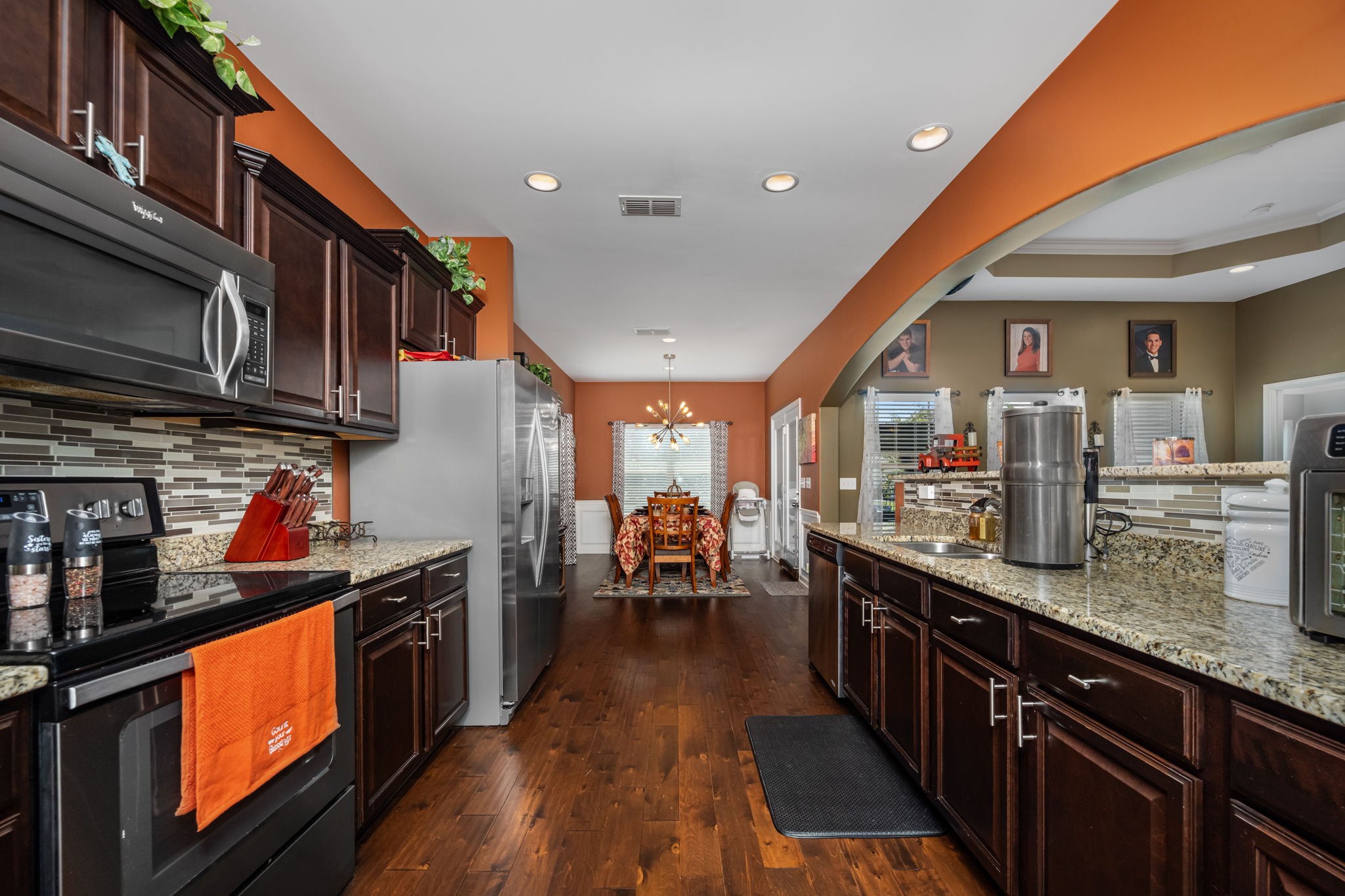 3217 Mapleside Ln