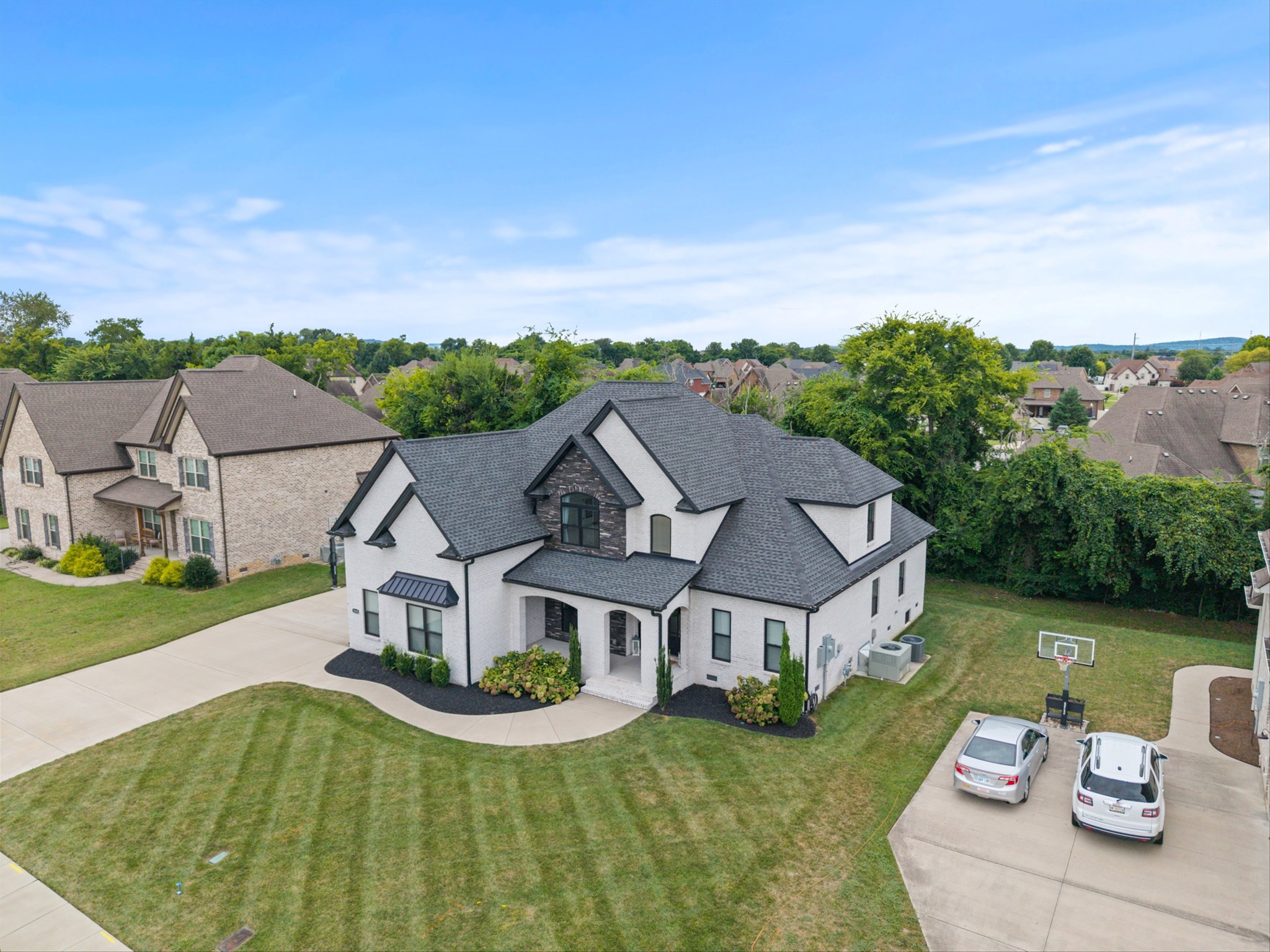 3008 Beaulah Dr