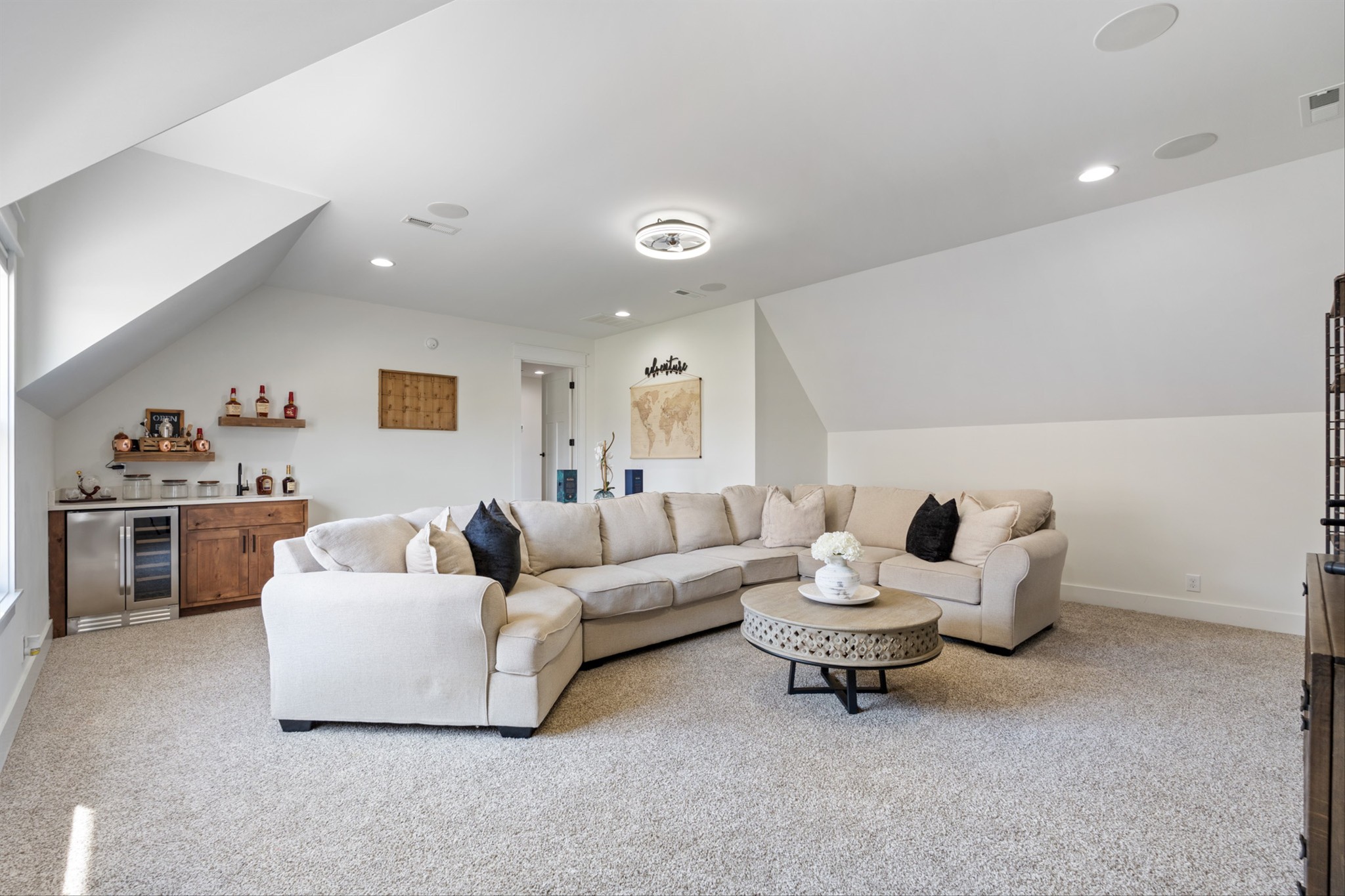 3008 Beaulah Dr