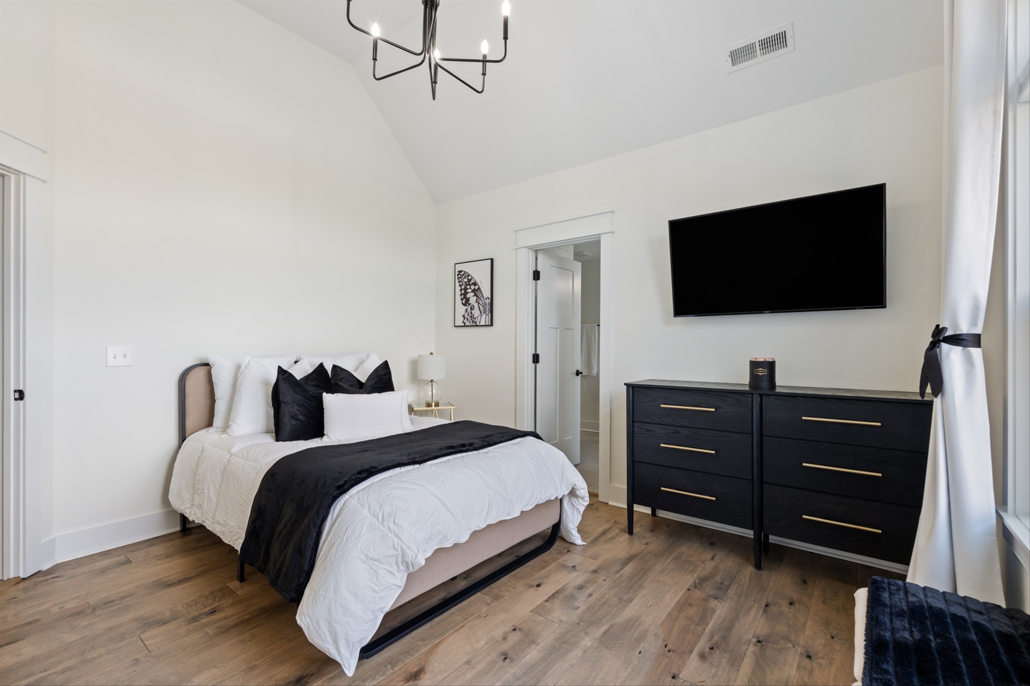 3008 Beaulah Dr