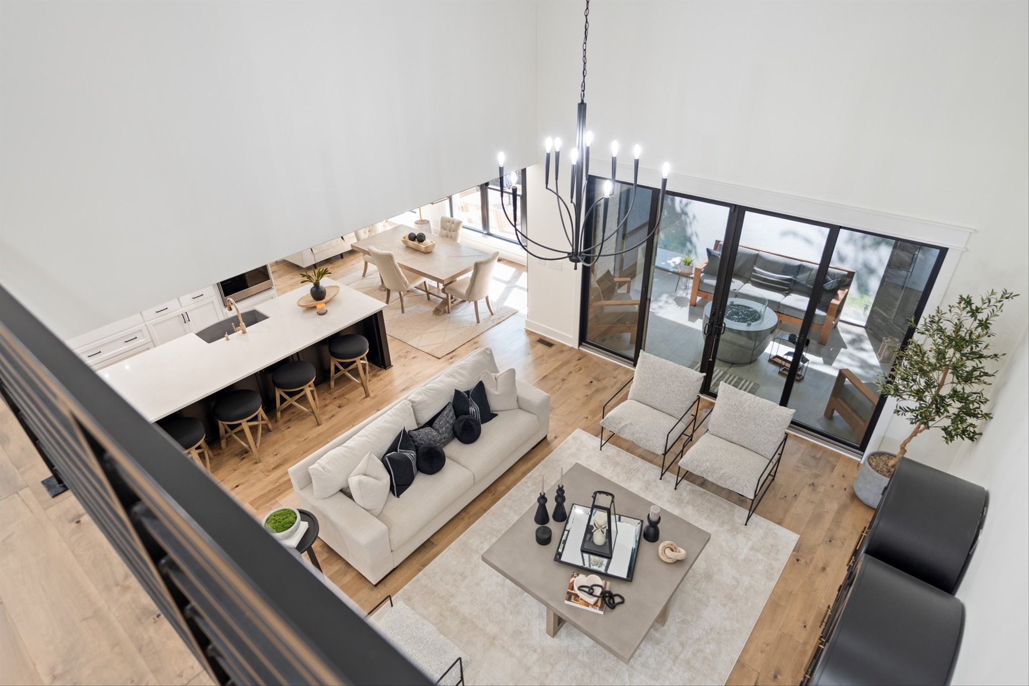 3008 Beaulah Dr