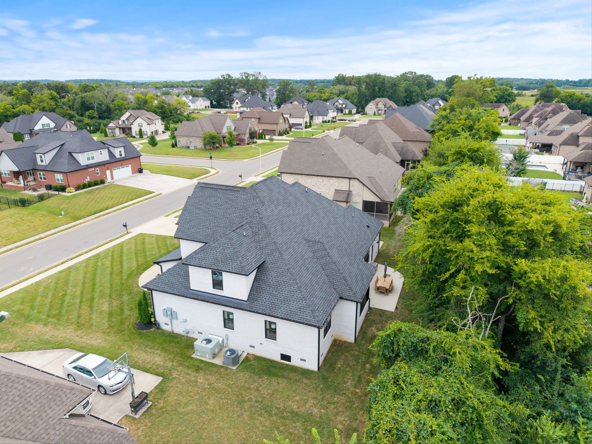 3008 Beaulah Dr