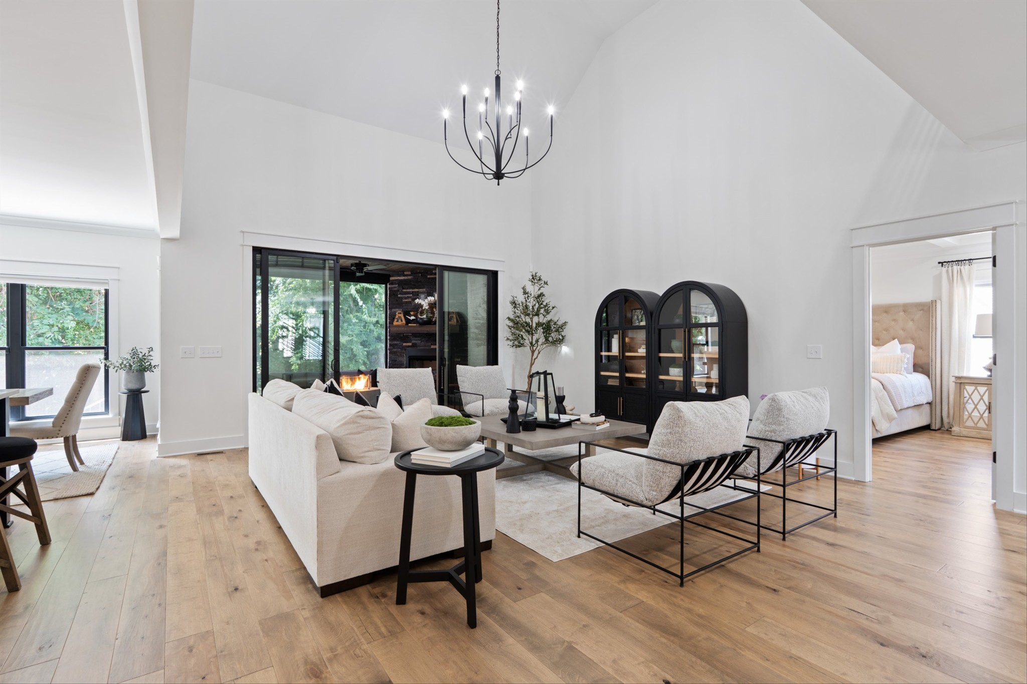 3008 Beaulah Dr
