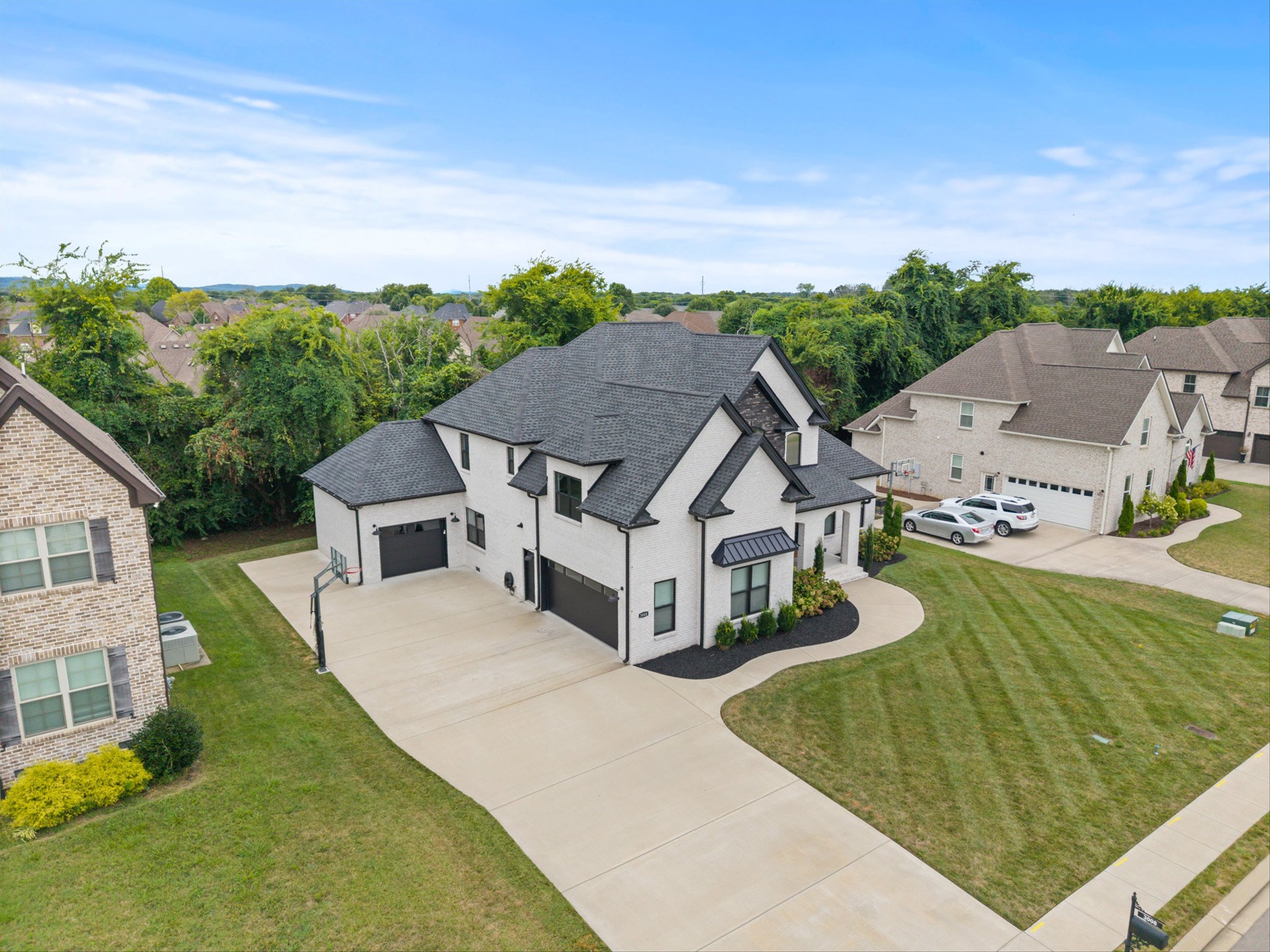 3008 Beaulah Dr