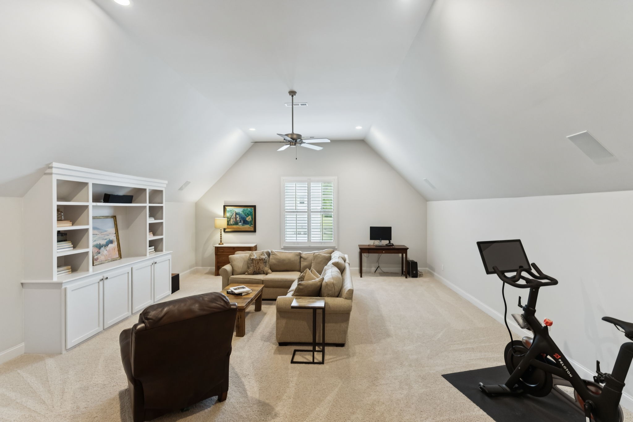 332 Circuit Rd