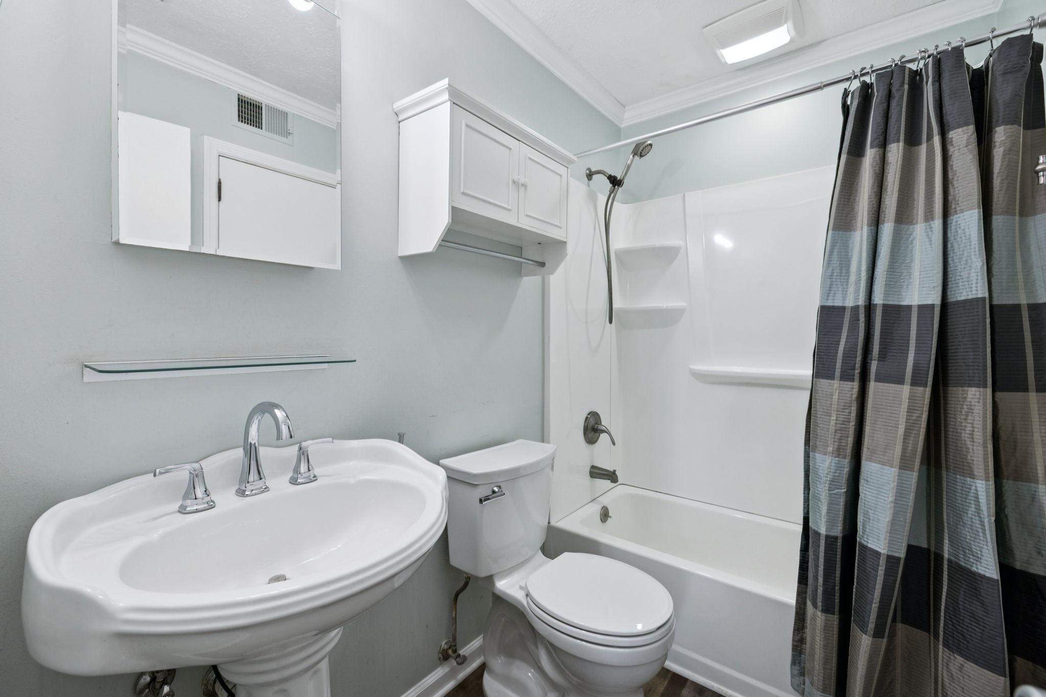 148 Five Oaks Dr