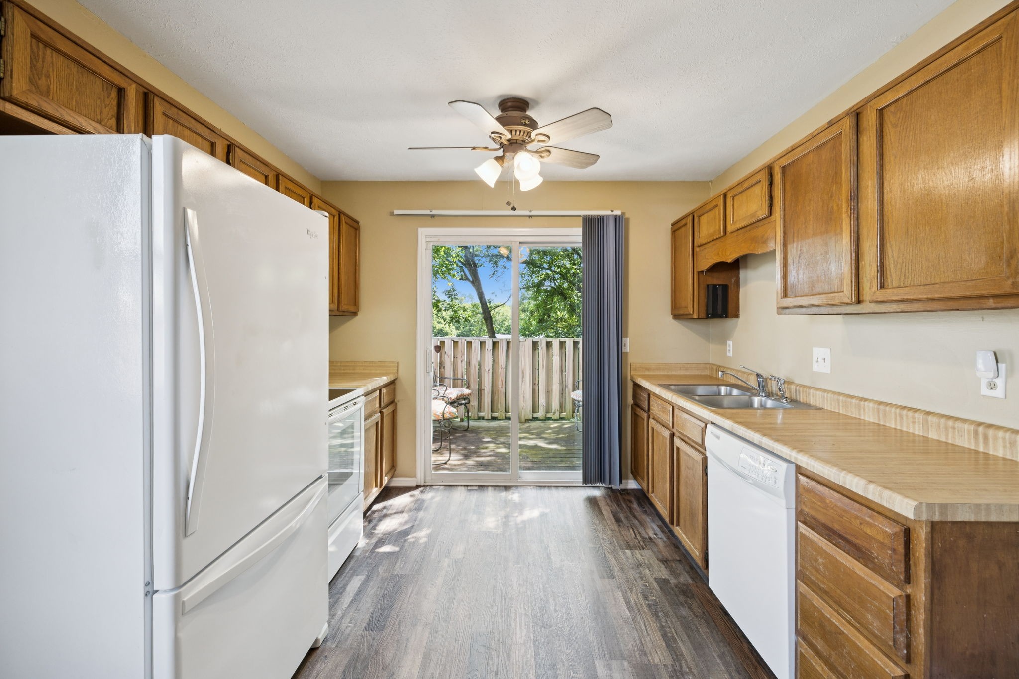 148 Five Oaks Dr