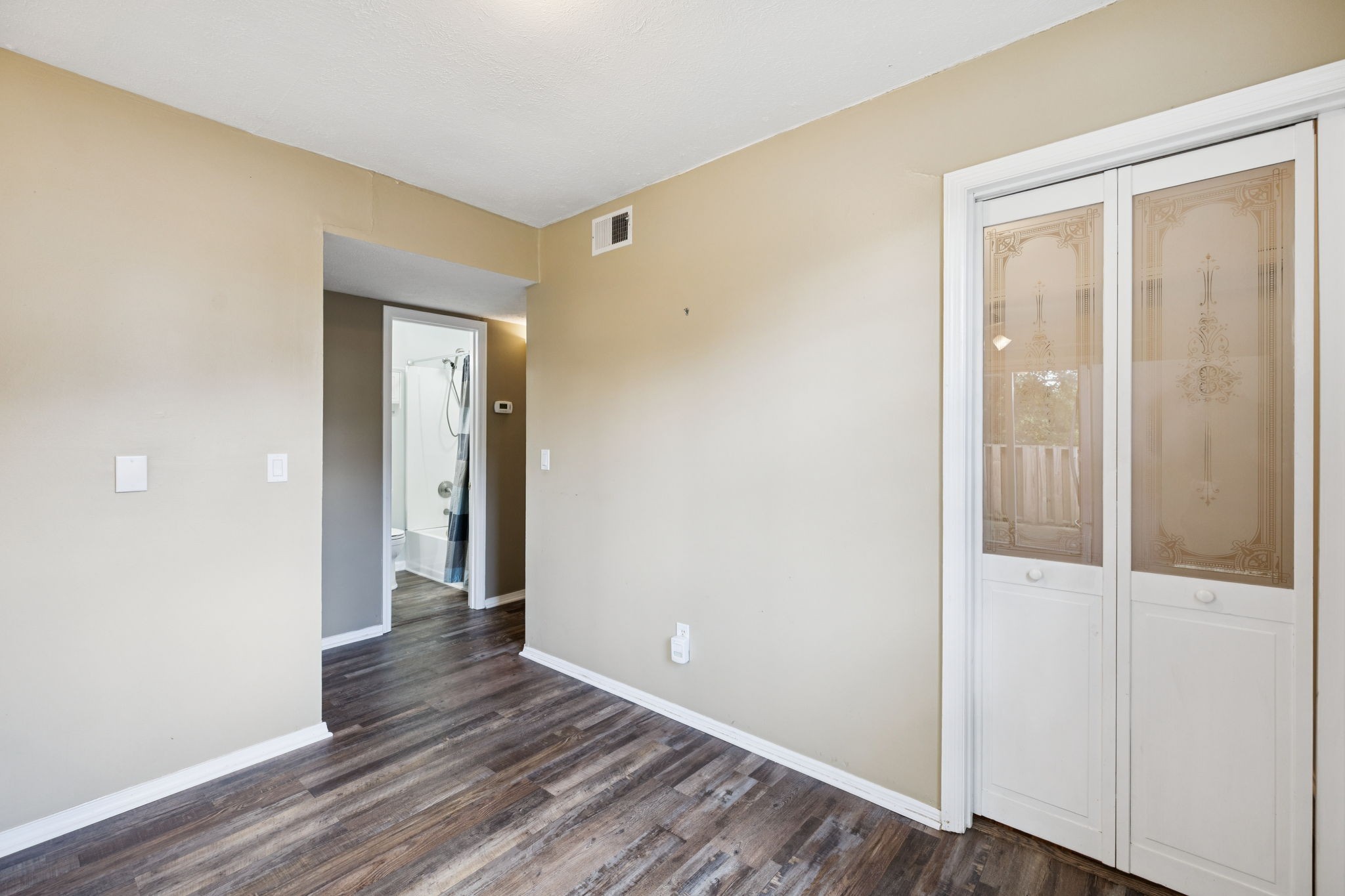 148 Five Oaks Dr