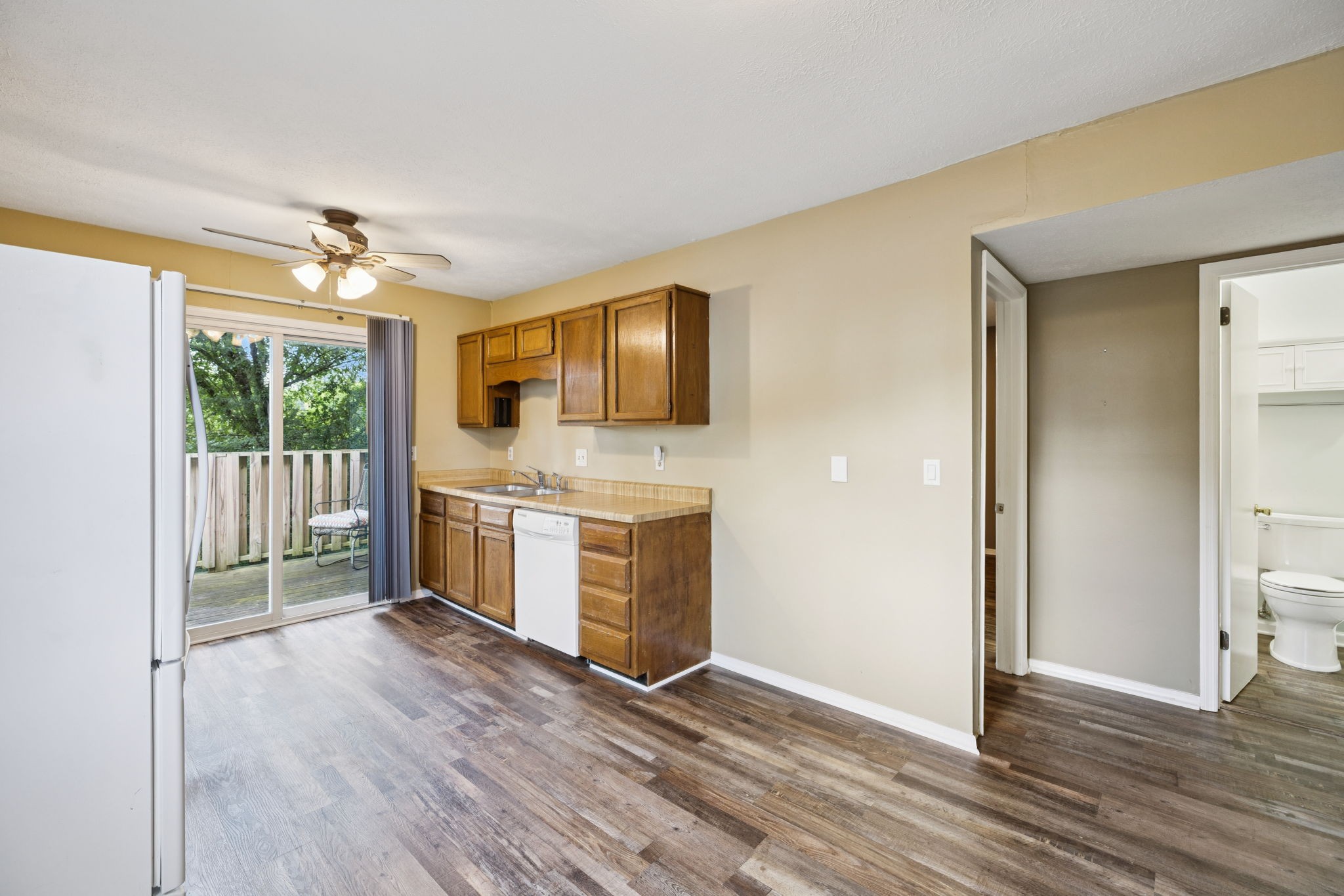 148 Five Oaks Dr