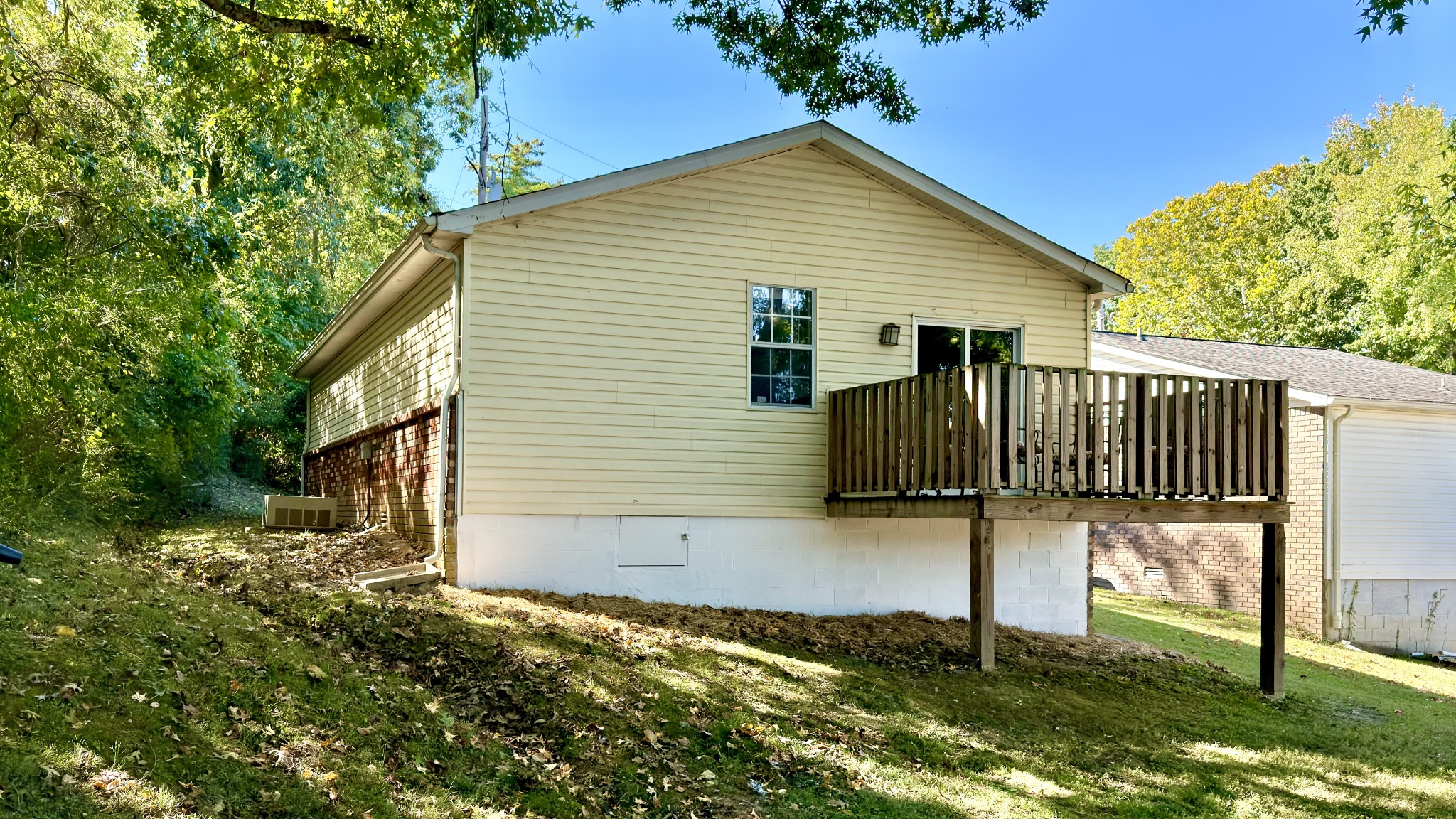 148 Five Oaks Dr