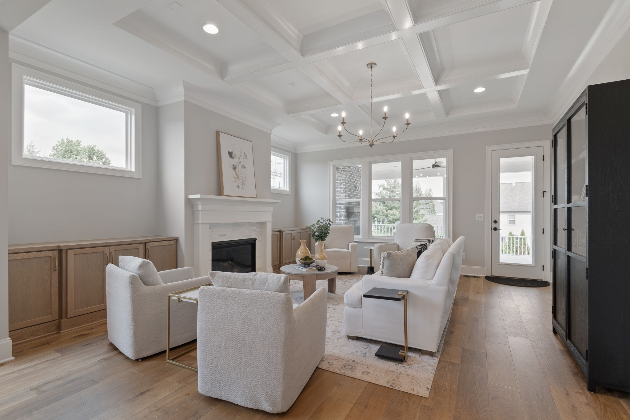 3127 Long Branch Cir