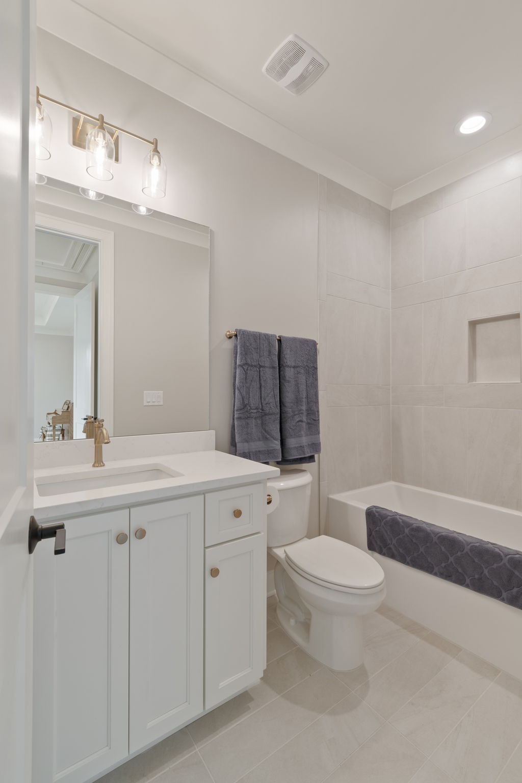 3127 Long Branch Cir