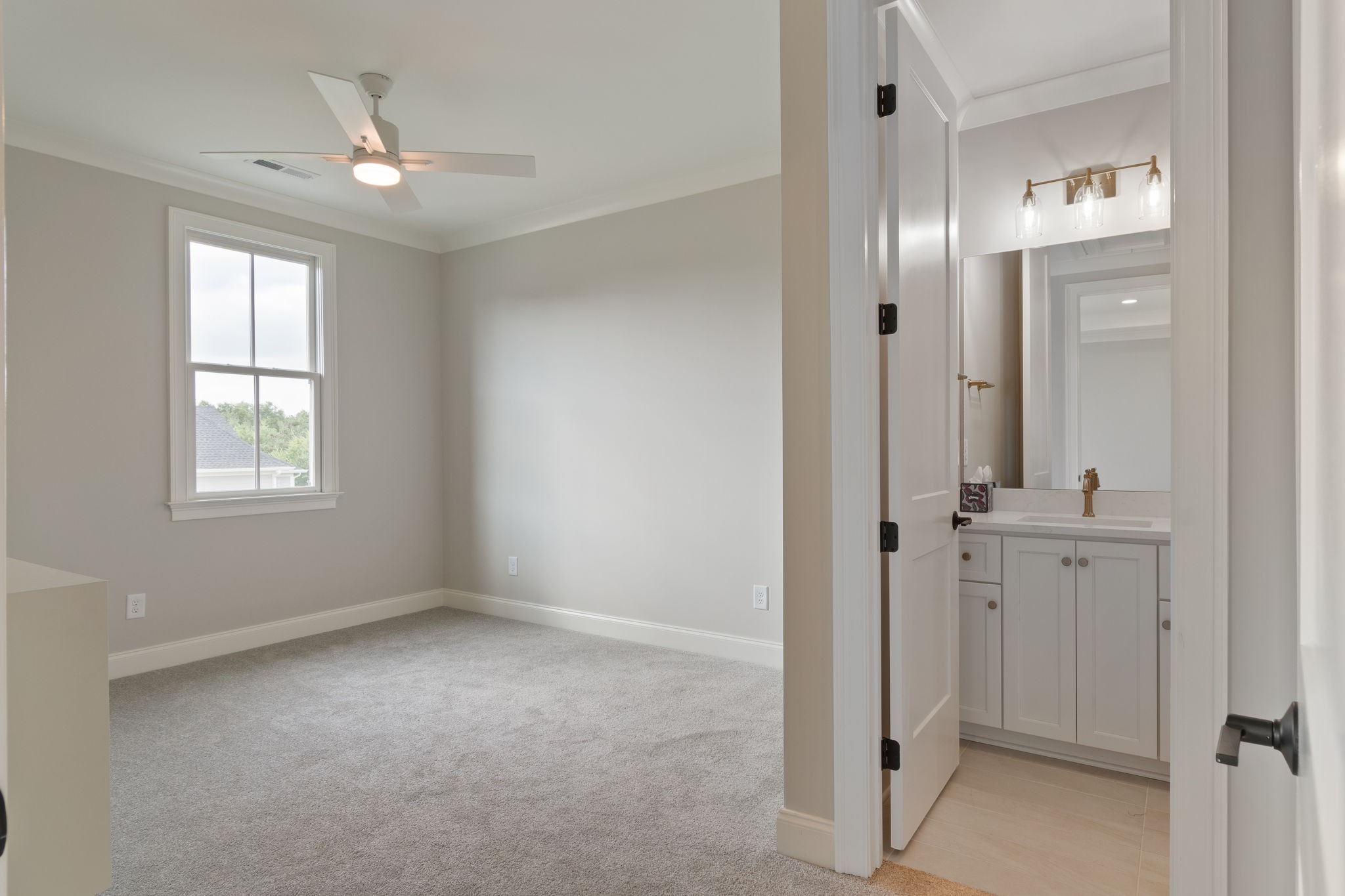 3127 Long Branch Cir