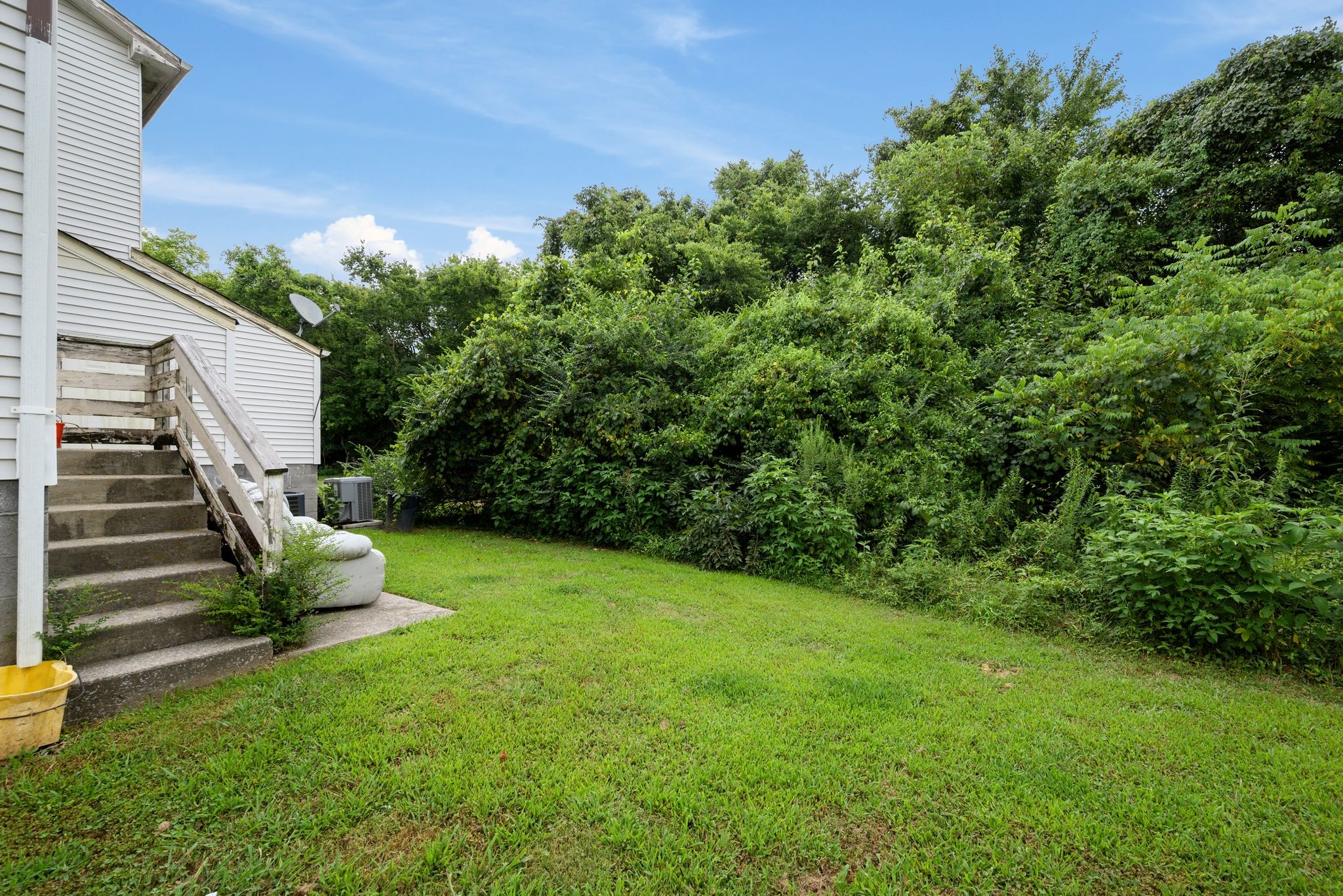 1709 Westchester Dr
