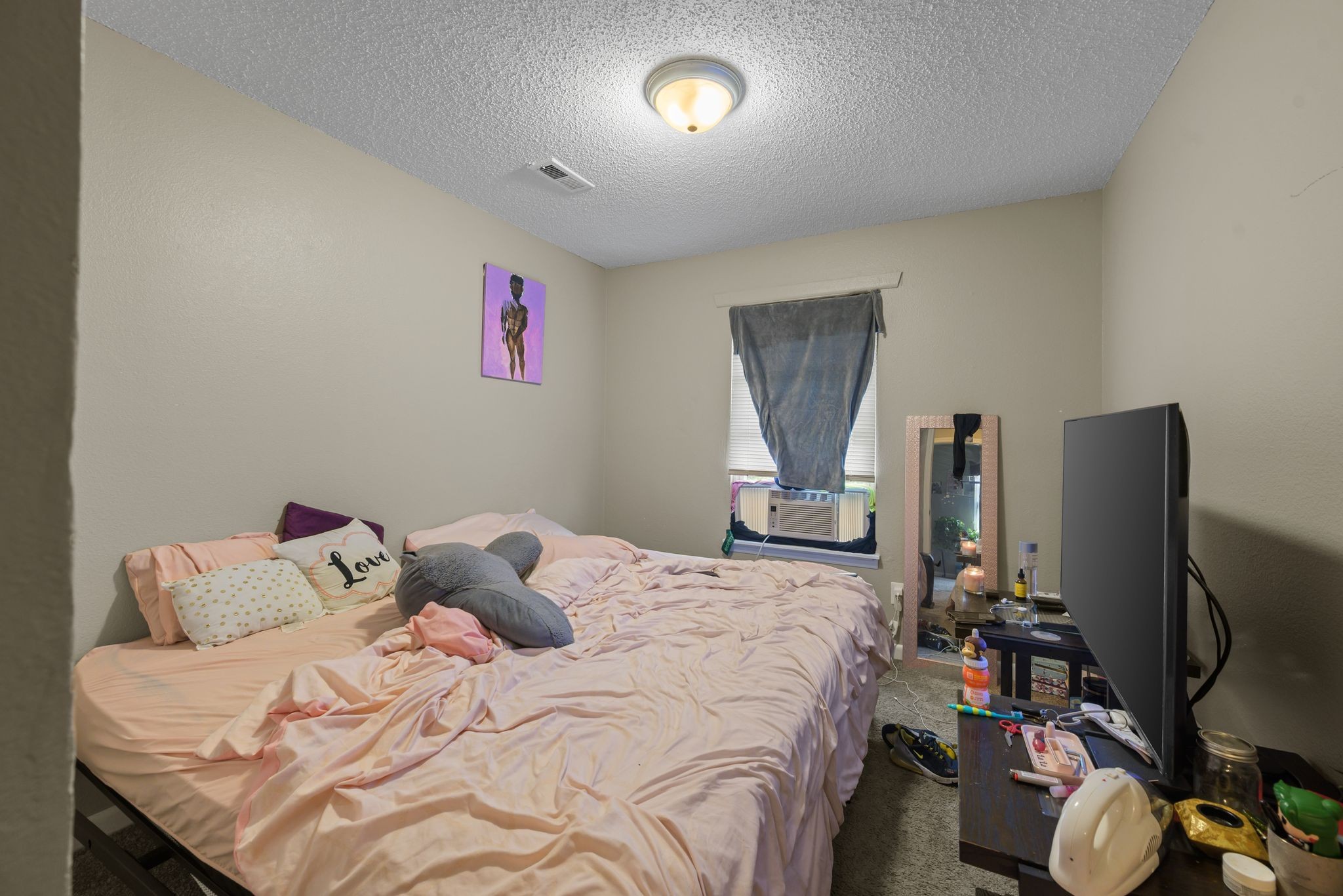 1709 Westchester Dr