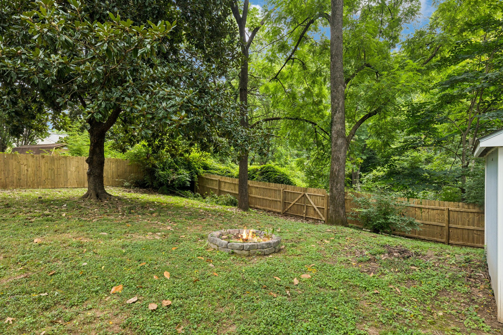 4902 Darlington Ct