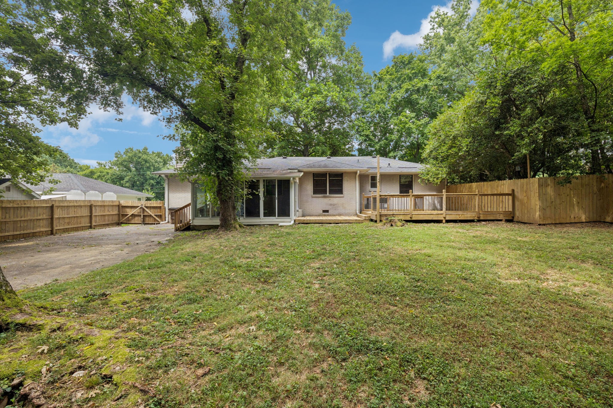 4902 Darlington Ct