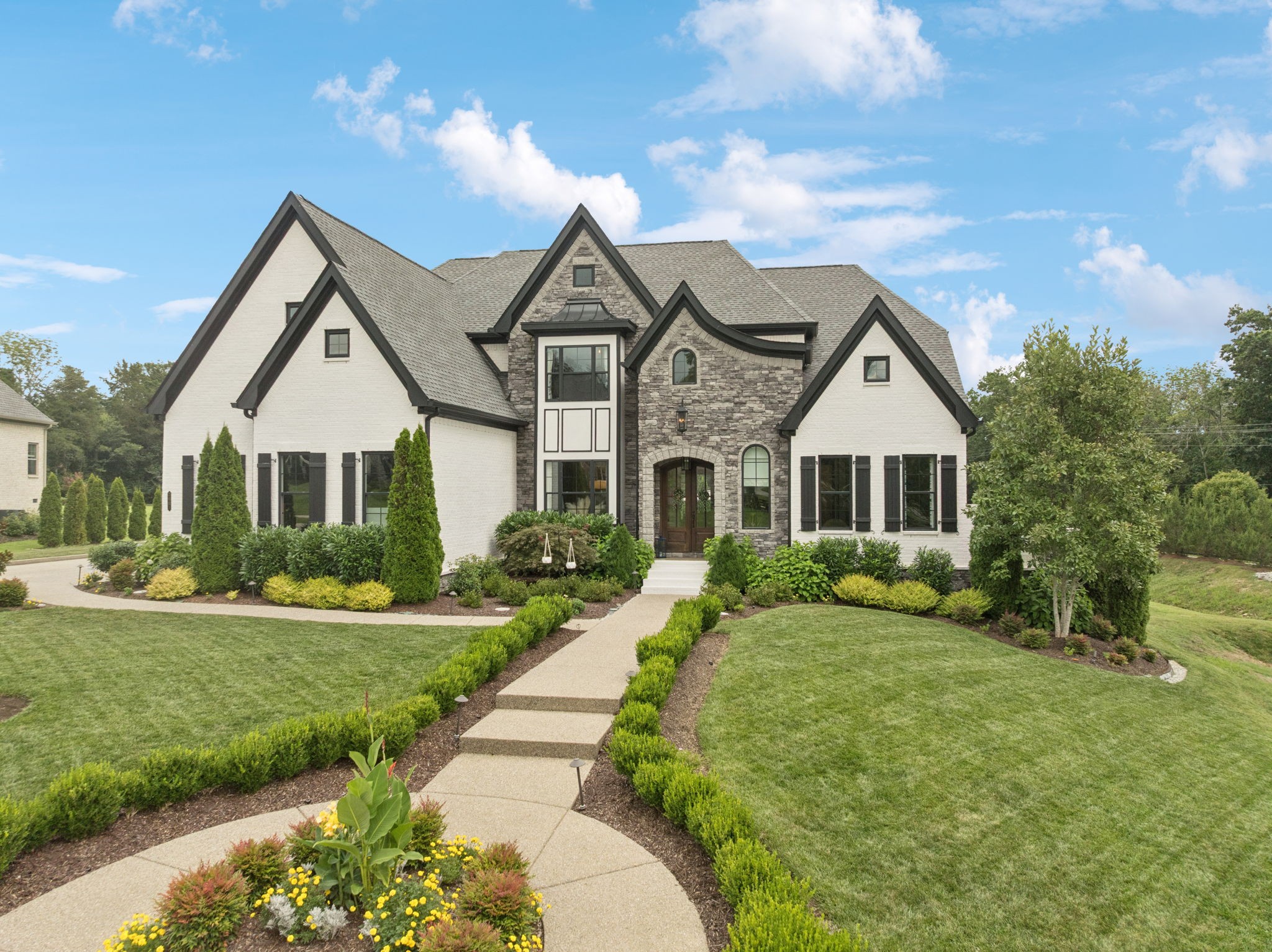 2001 Kingsbarns Dr