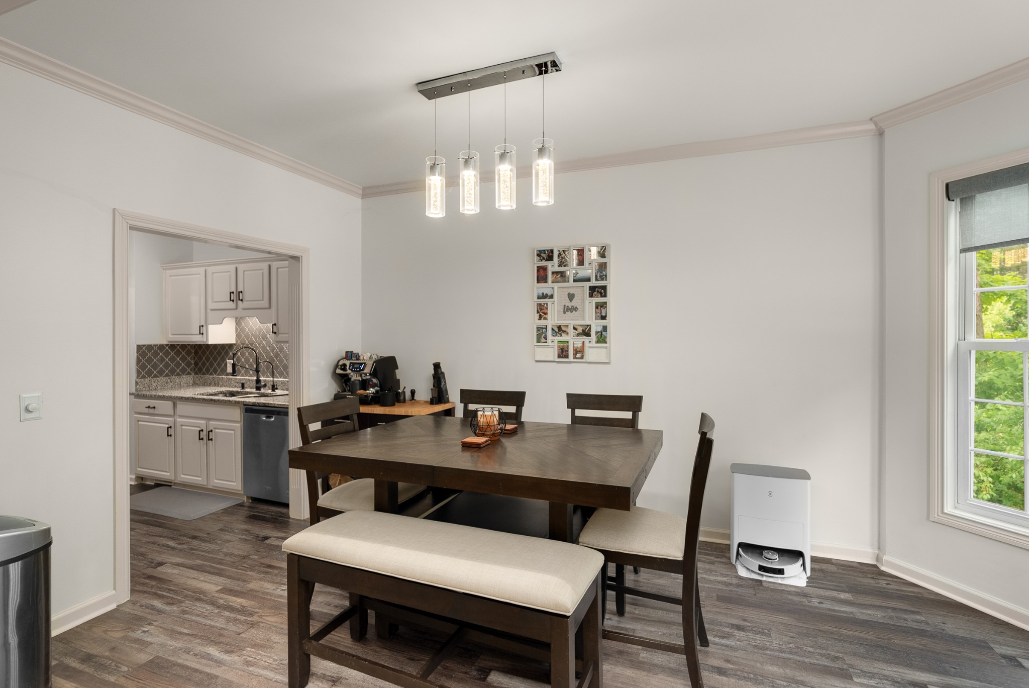 7717 Sawyer Brown Rd Unit: A