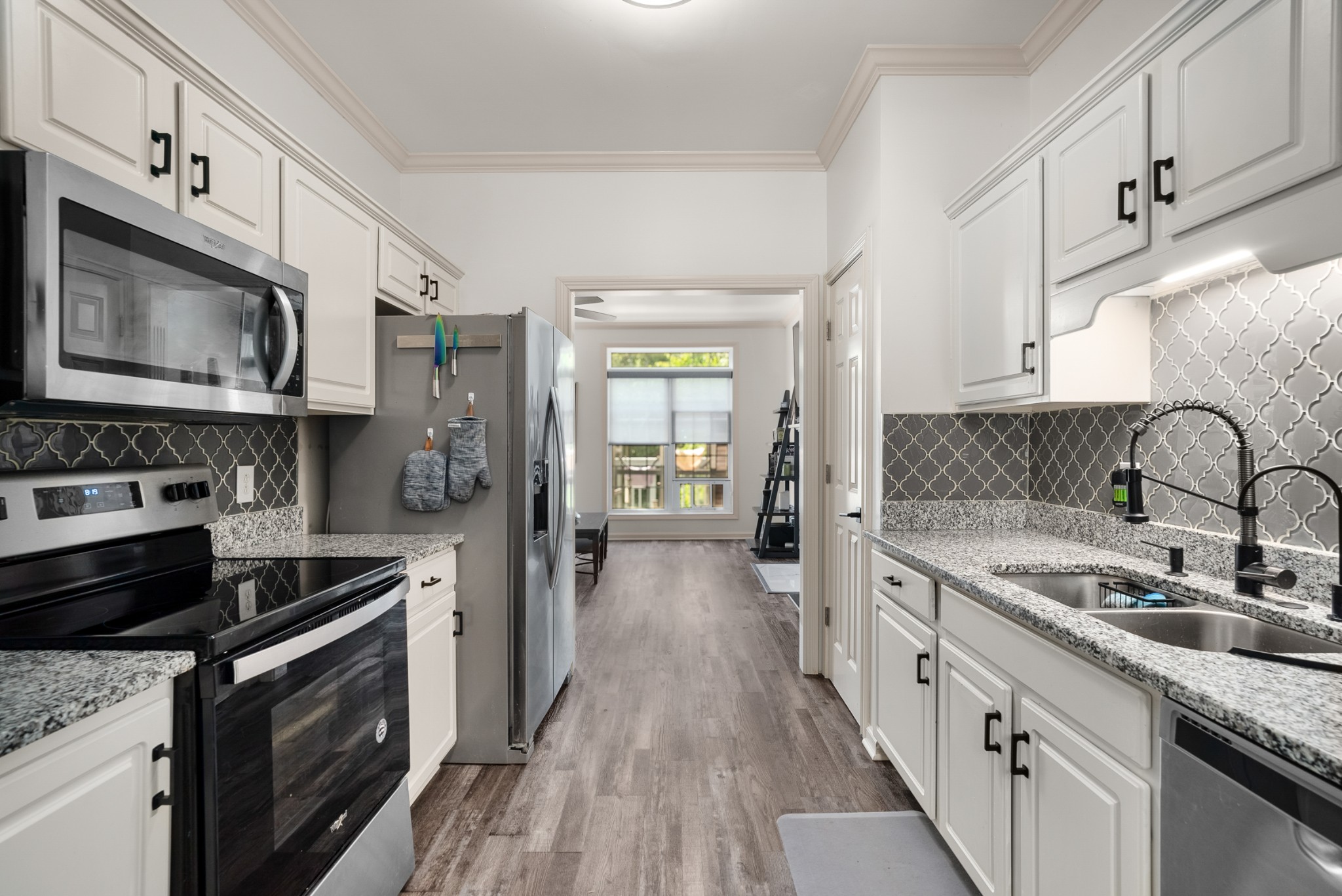 7717 Sawyer Brown Rd Unit: A