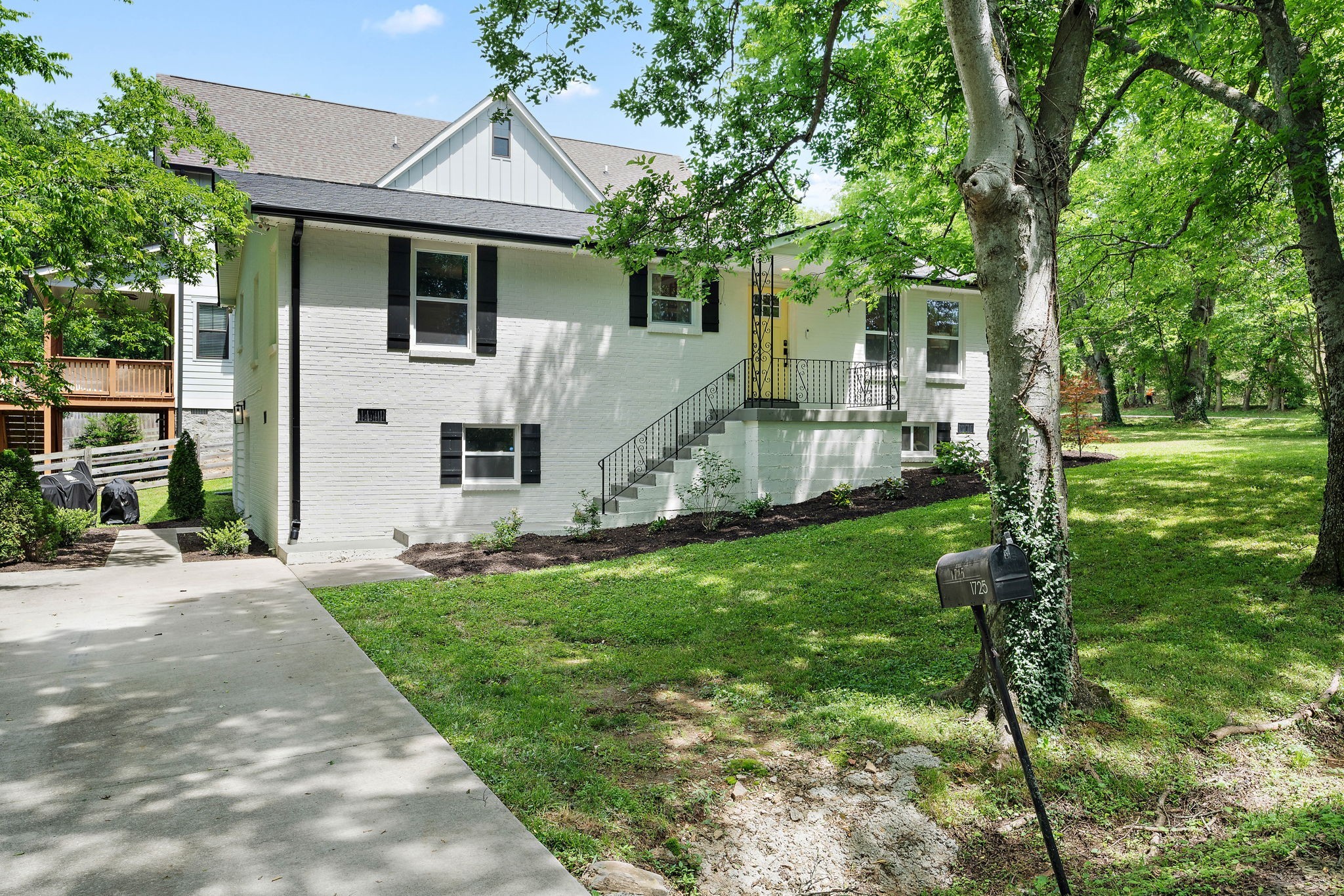 1725 Roger Ave Unit: A