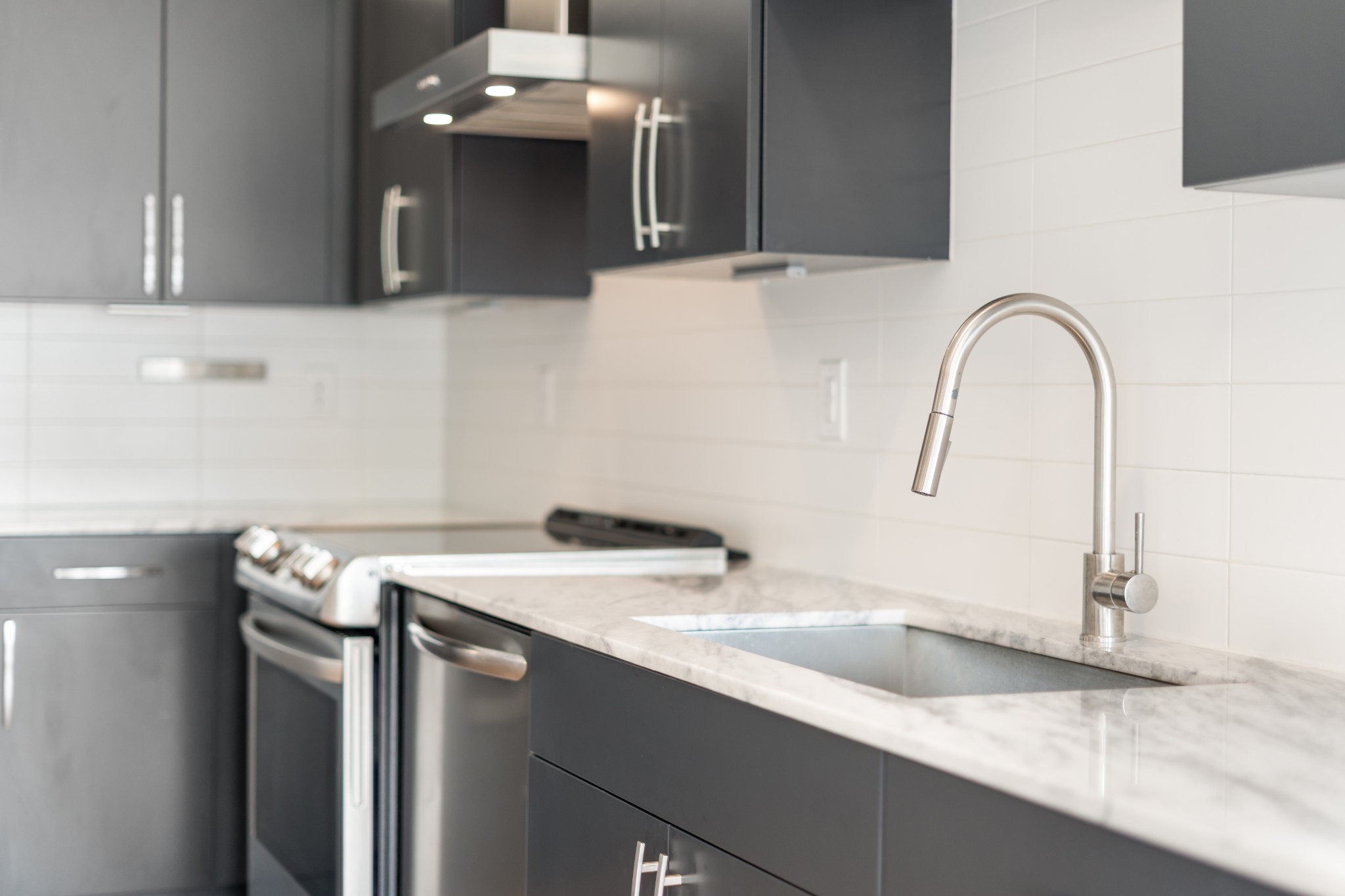 806 Olympic St Unit: 201