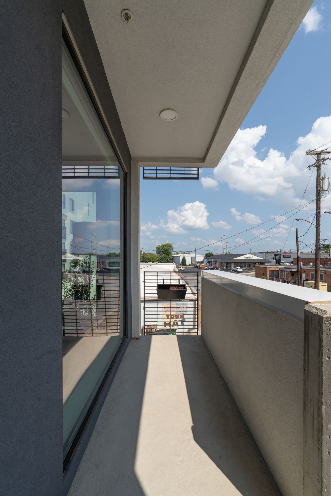 806 Olympic St Unit: 201