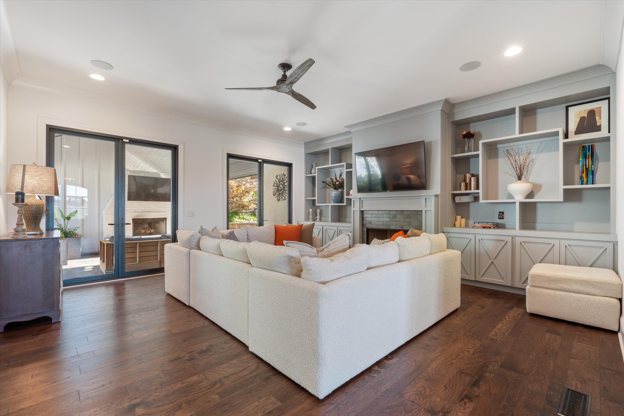1023 Stockett Dr