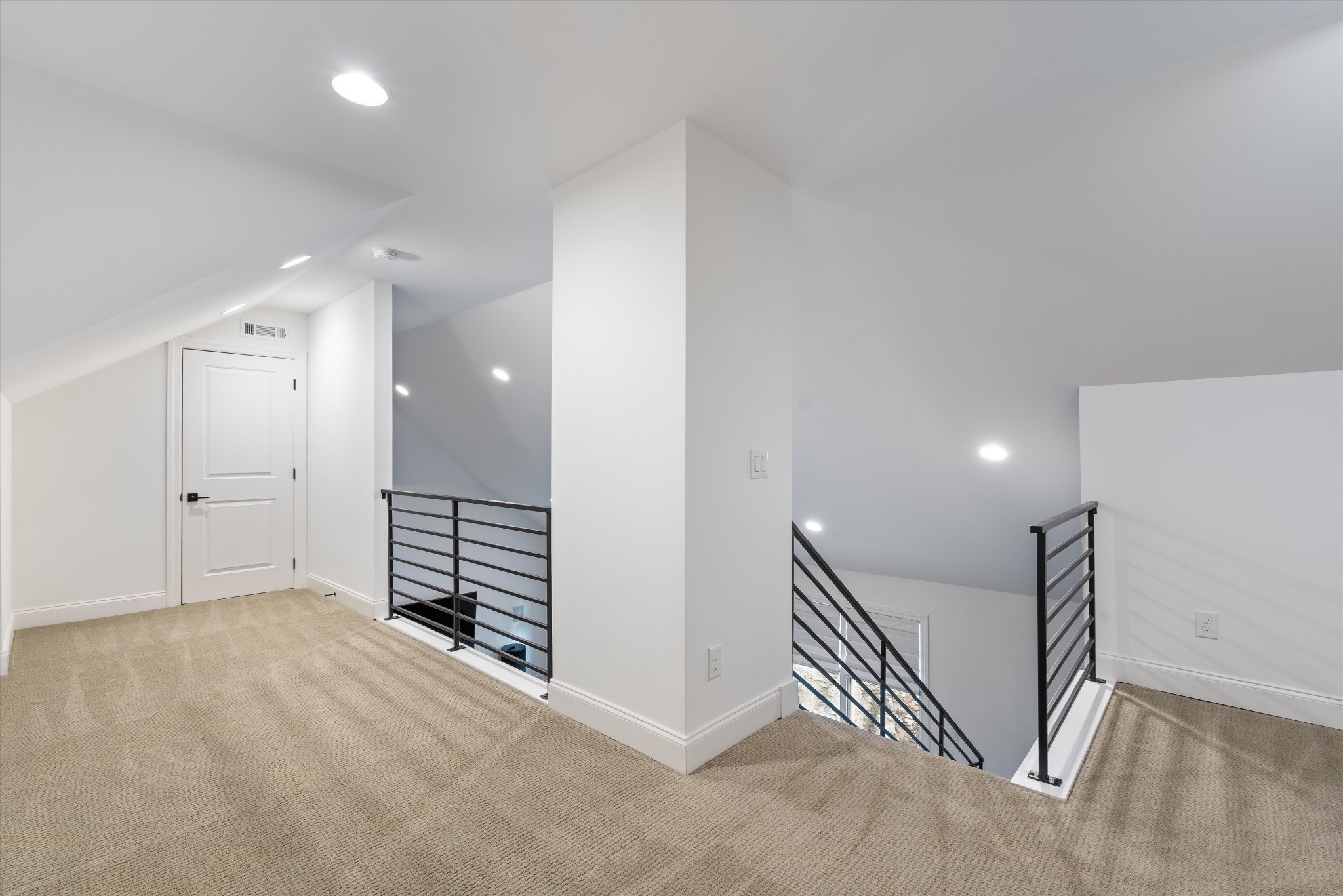 1023 Stockett Dr