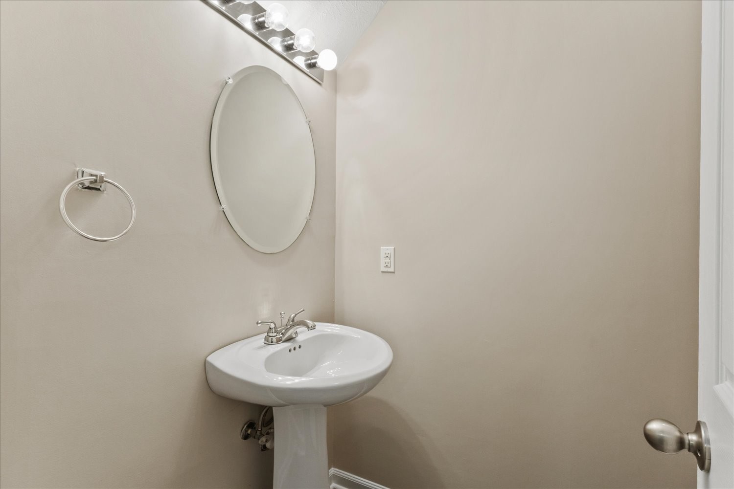 3085 Harpeth Springs Dr