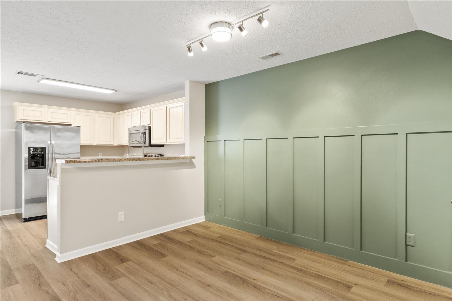 3085 Harpeth Springs Dr