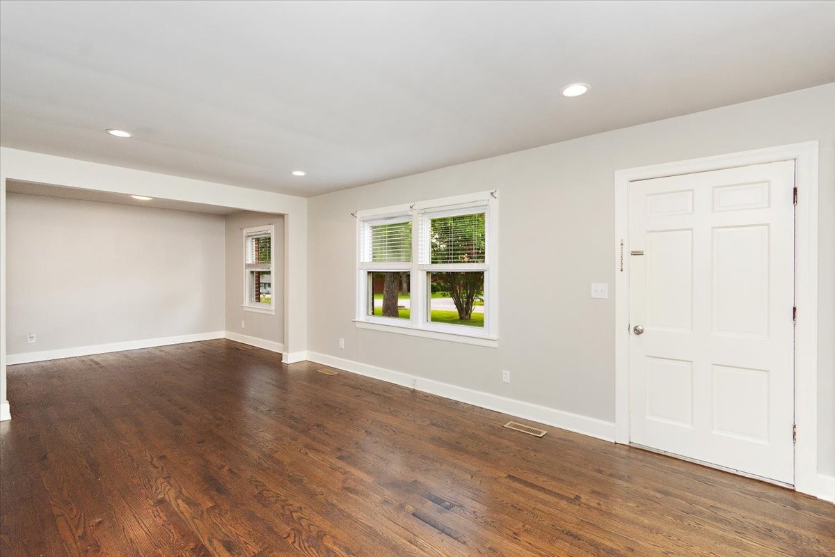 219 Rolling Rd