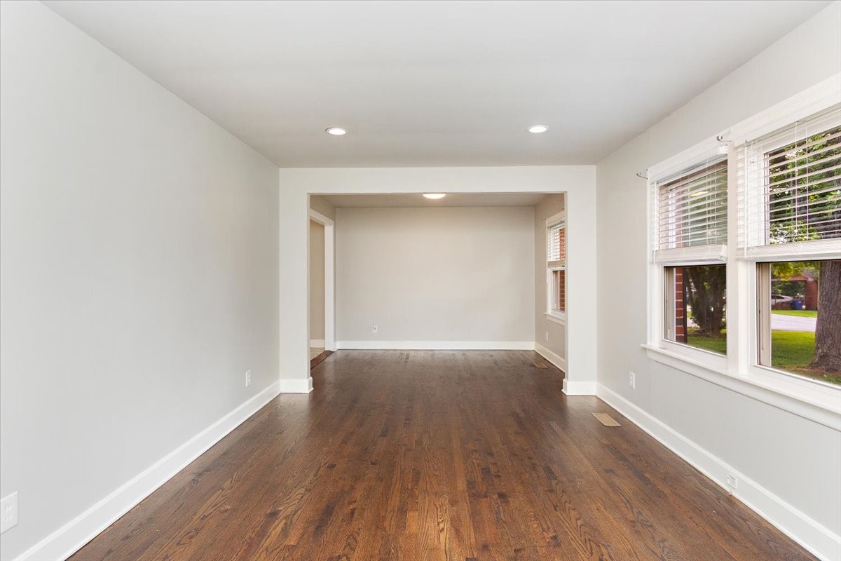 219 Rolling Rd