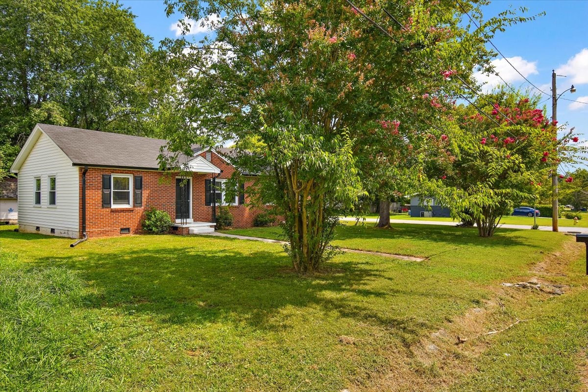 219 Rolling Rd