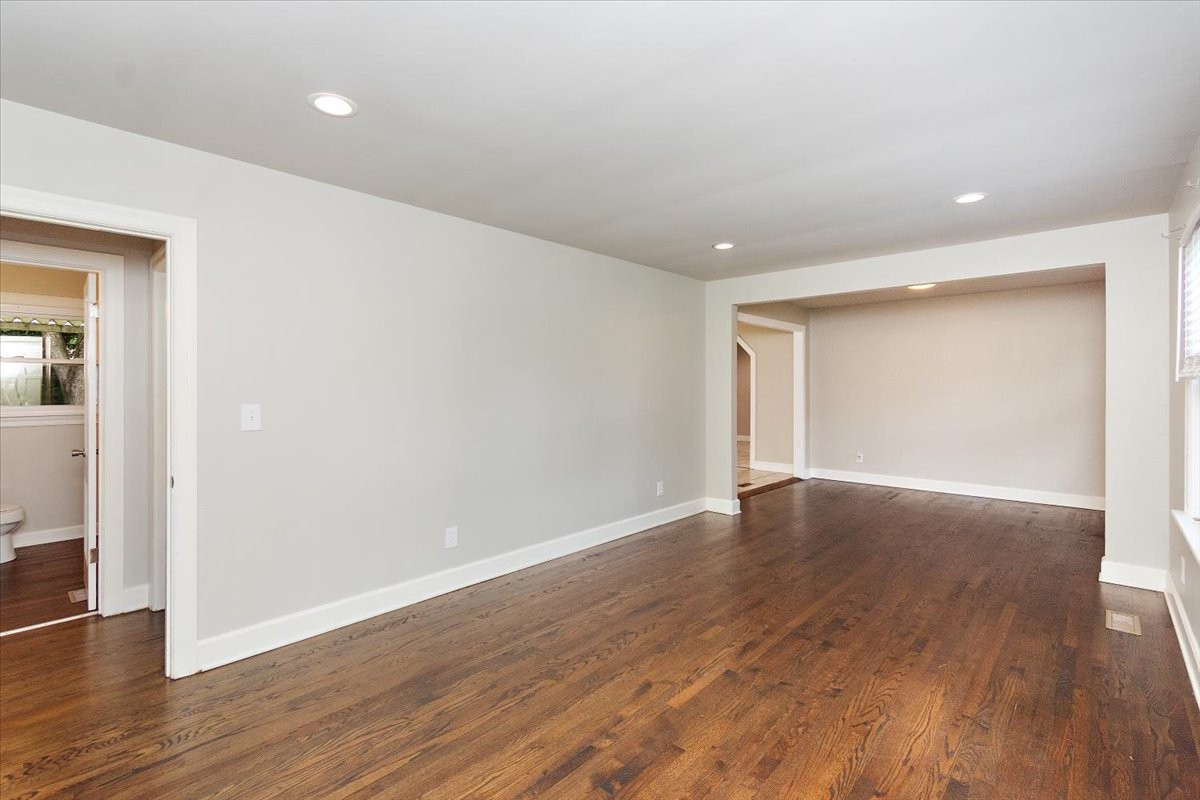 219 Rolling Rd