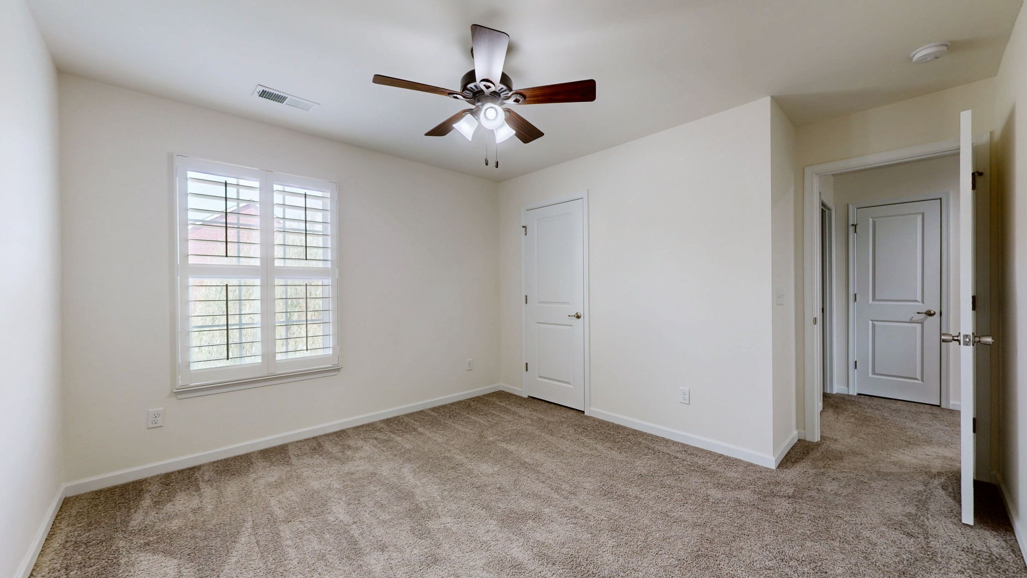 1607 Oak Dr