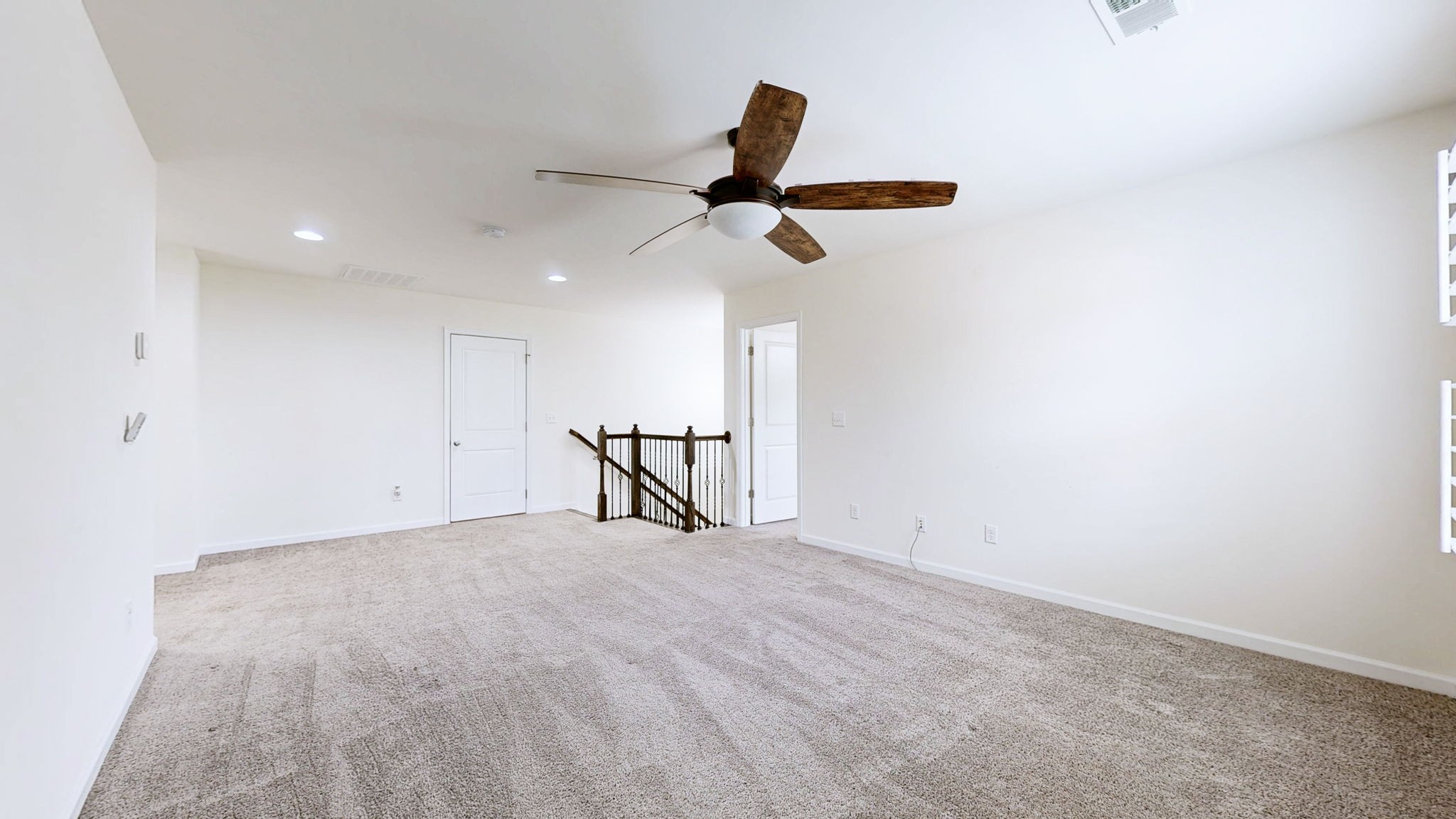 1607 Oak Dr
