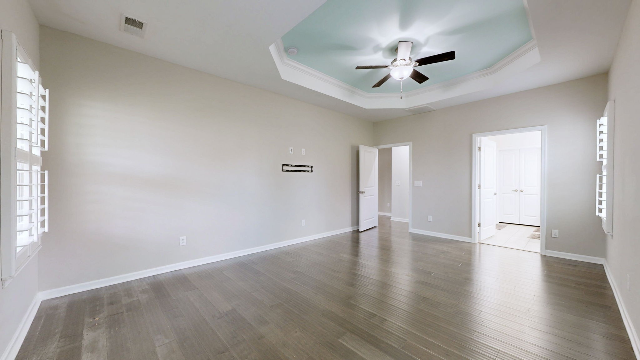 1607 Oak Dr