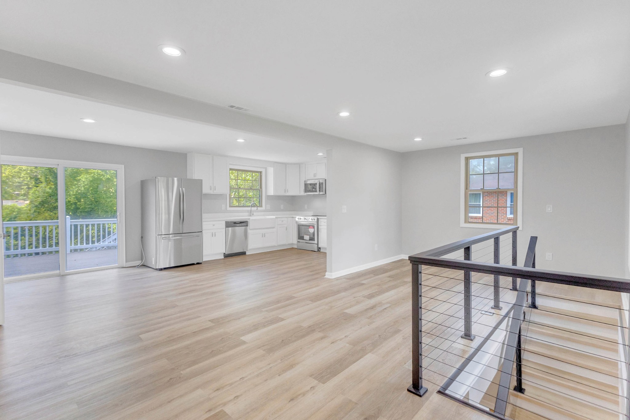 7025 Bonnafair Dr