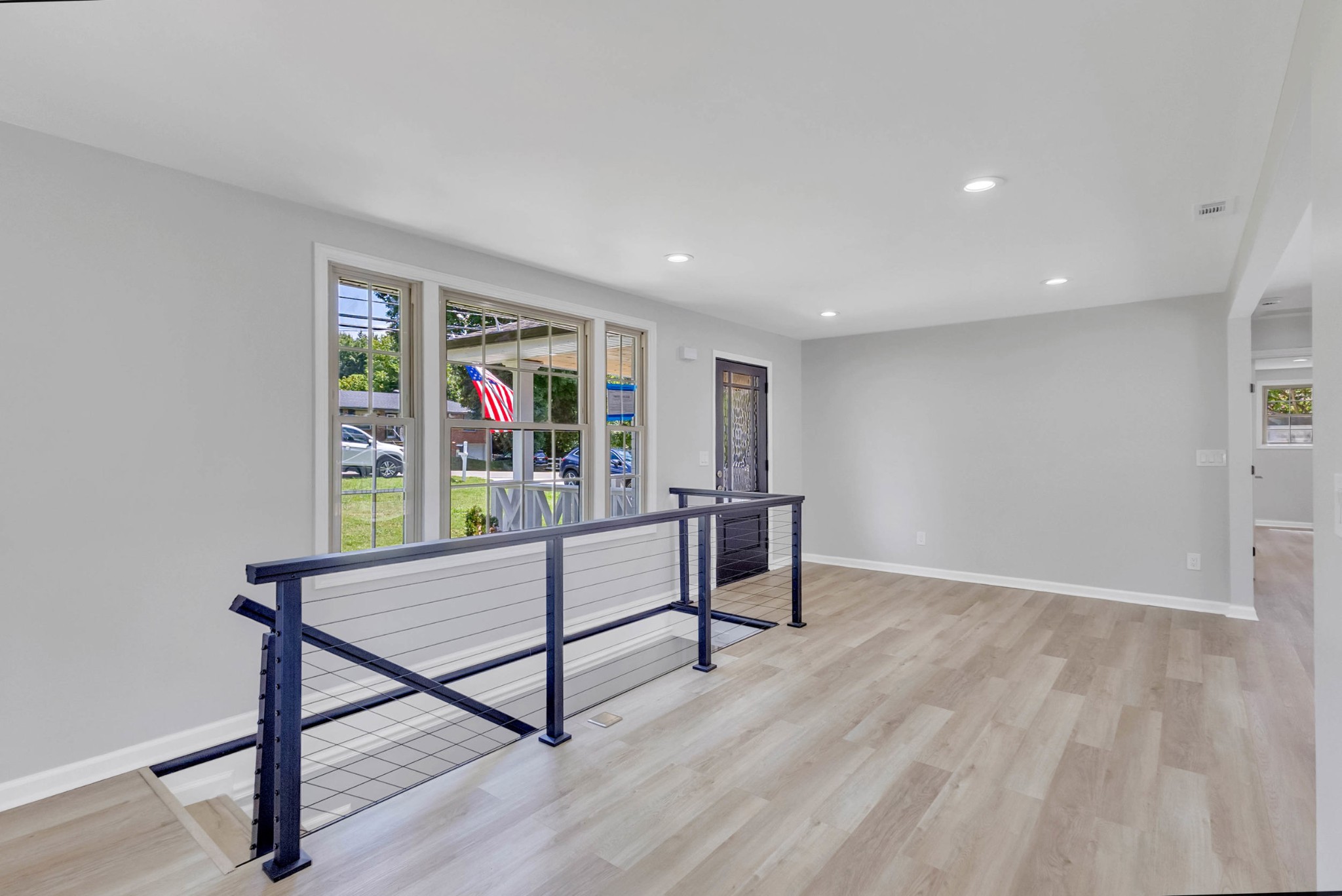 7025 Bonnafair Dr
