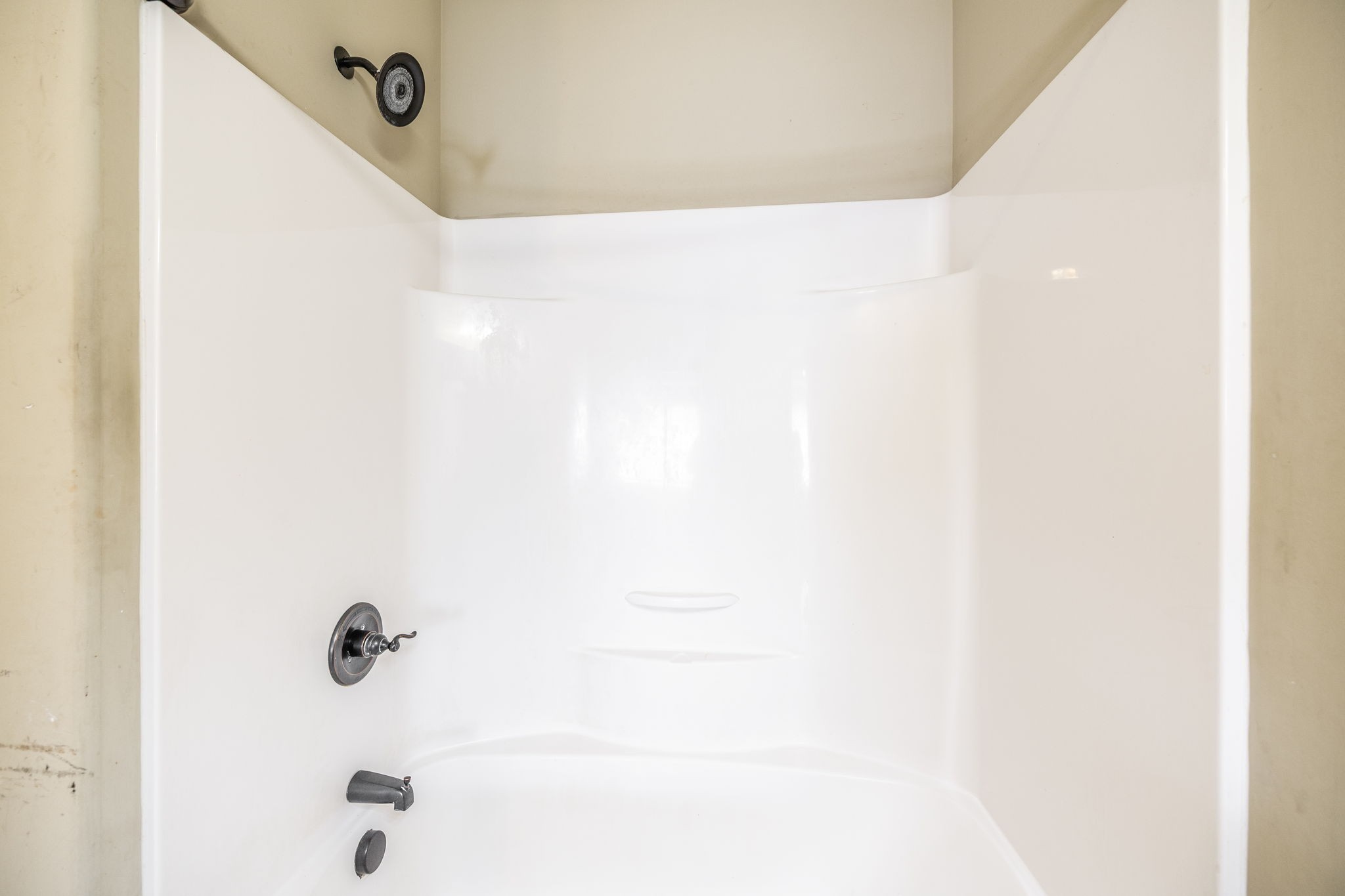 231 Donna Dr